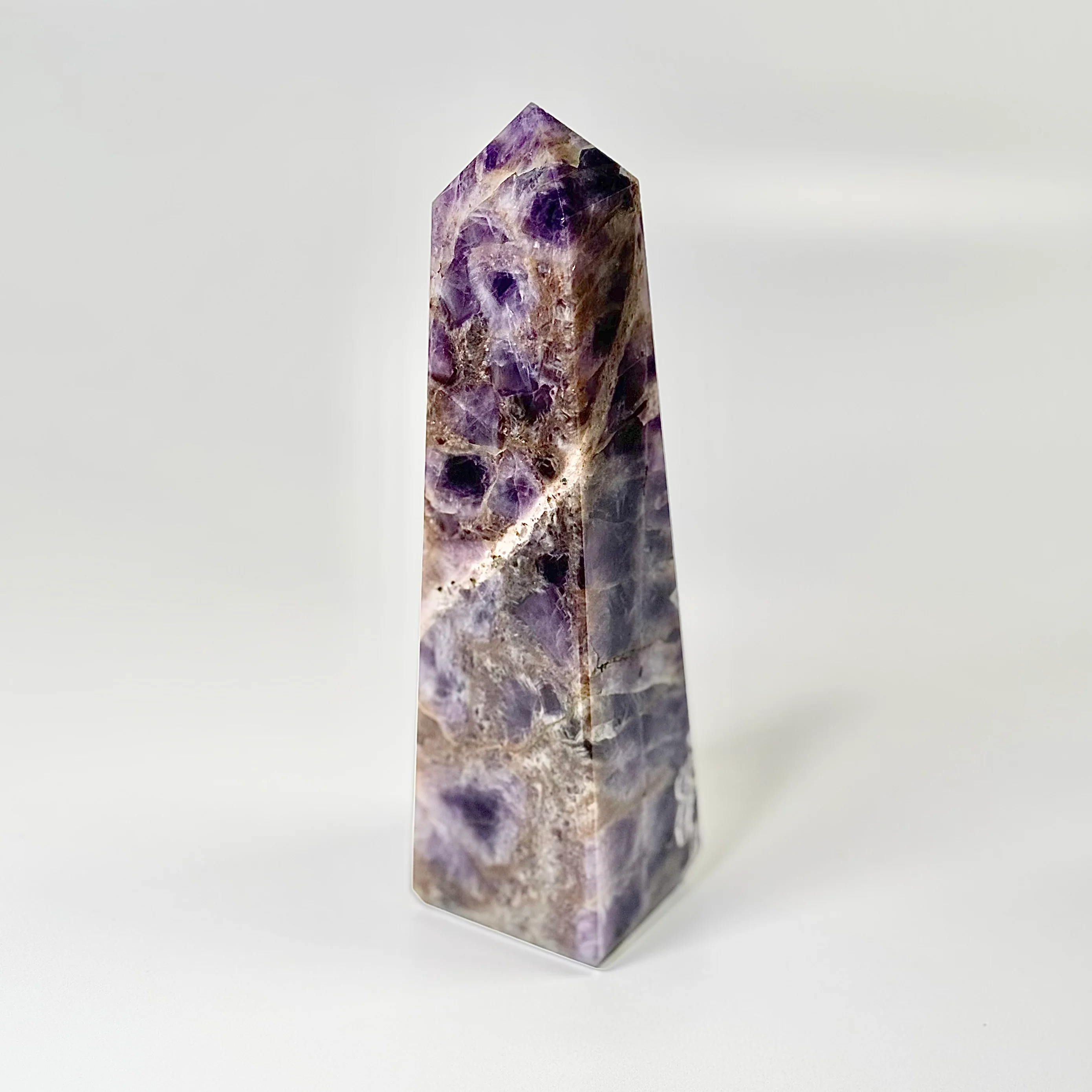 Four Facet Chevron Amethyst Tower – 870g - Amplified Intuition & Focused Healing - Image 2
