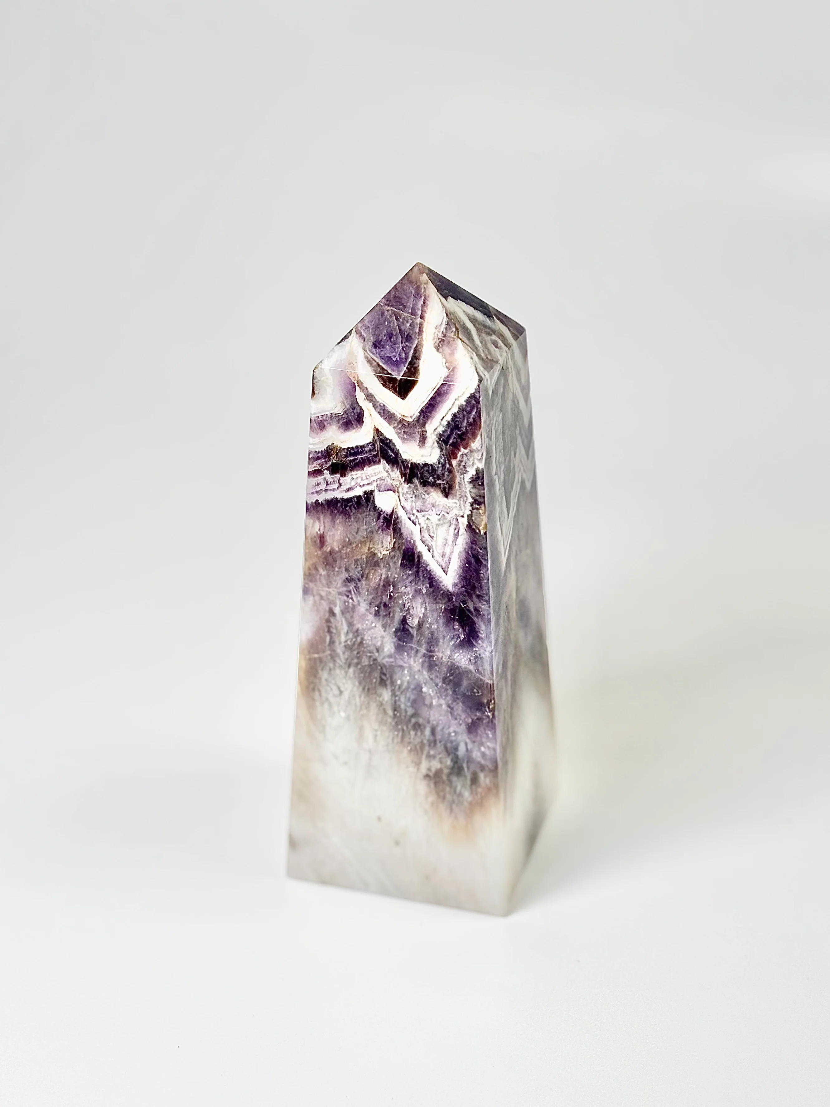 Four Facet Chevron Amethyst Tower – 830g - Amplified Intuition & Focused Healing - Image 3