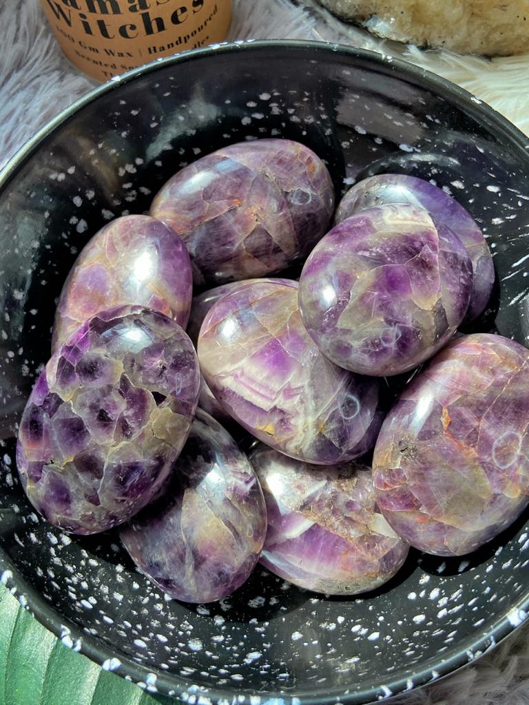Amethyst Palmstone | Calm, Clarity & Balance - Image 5