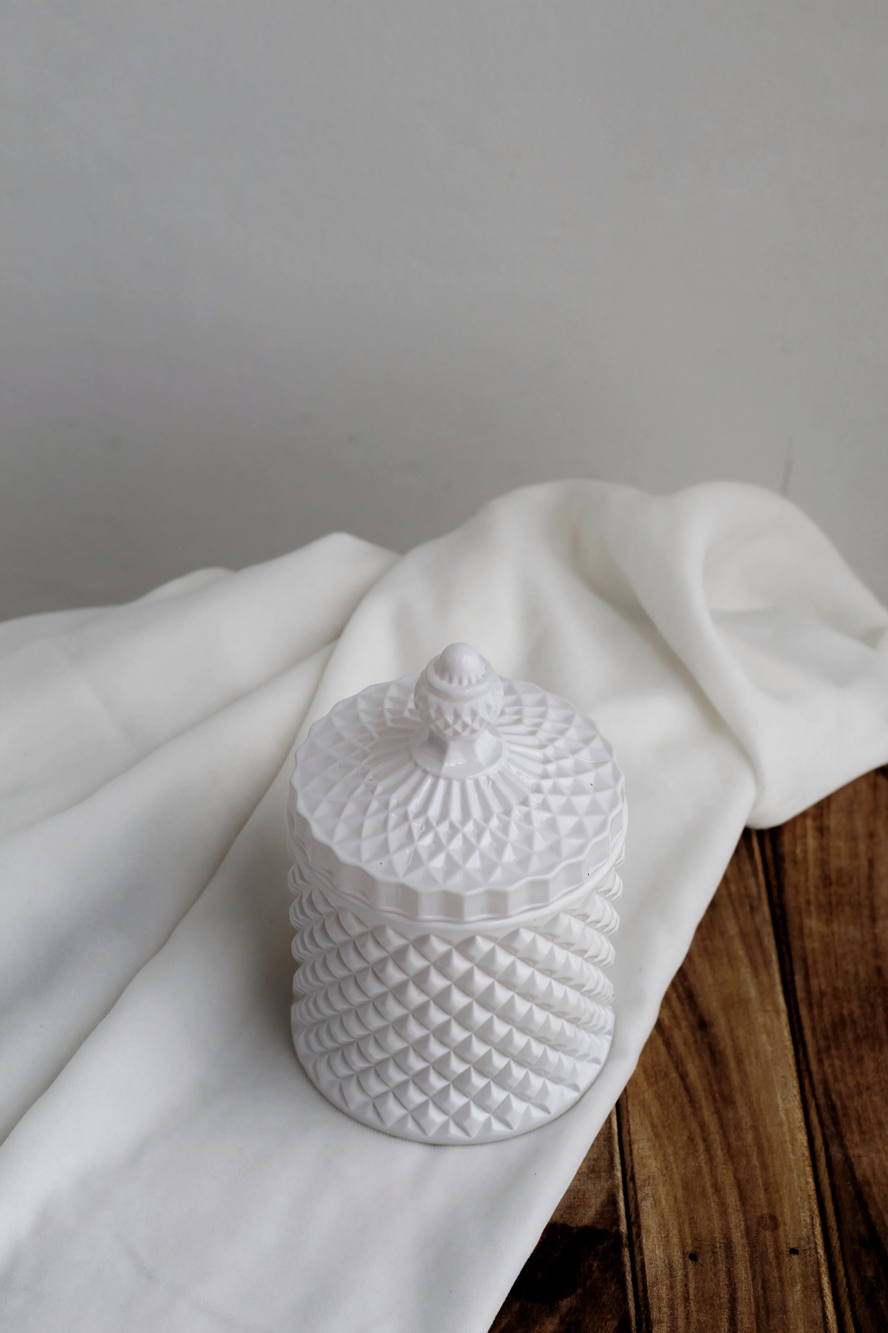 White Diamond jar | Soy Candle - Image 3