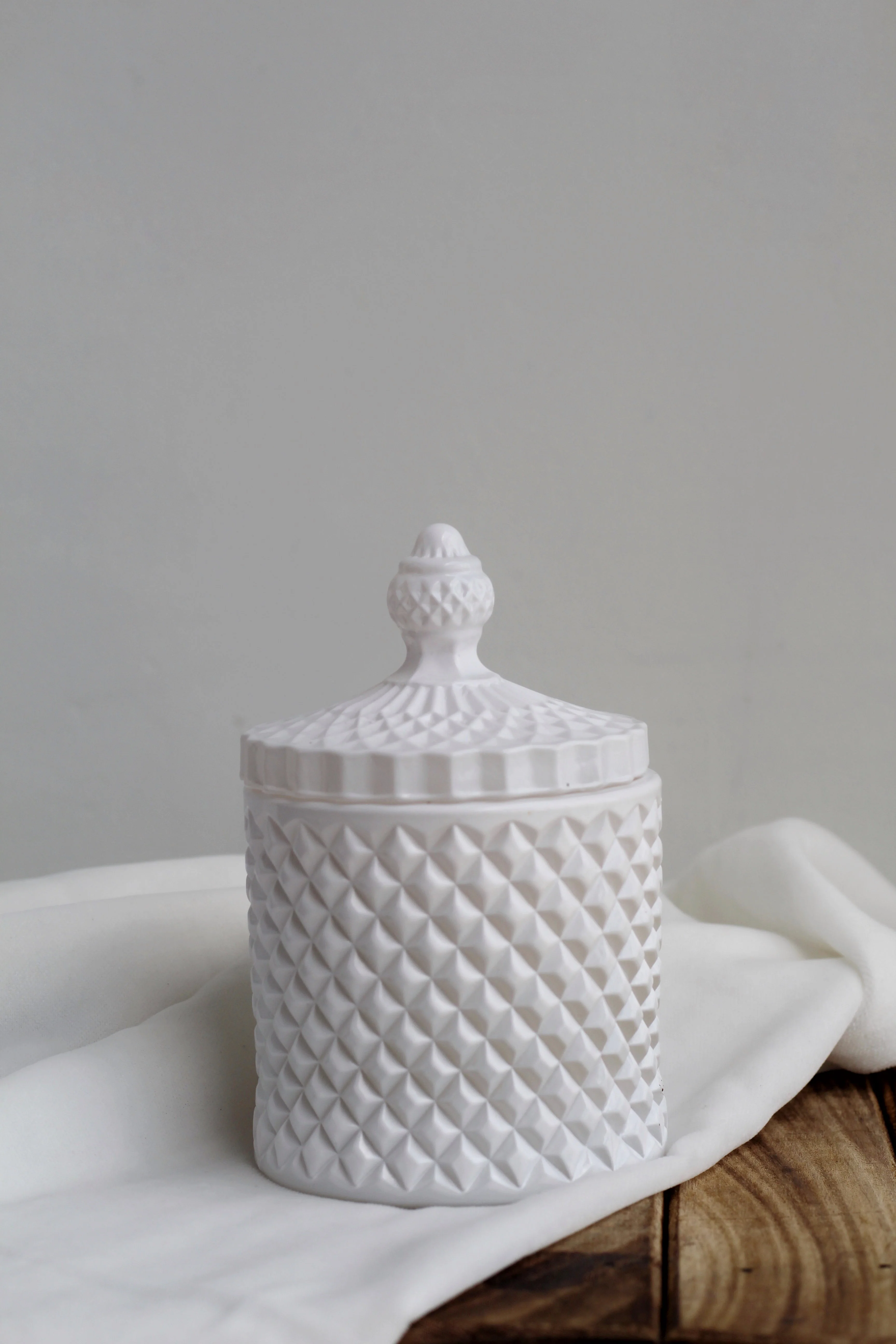White Diamond jar | Soy Candle - Image 4