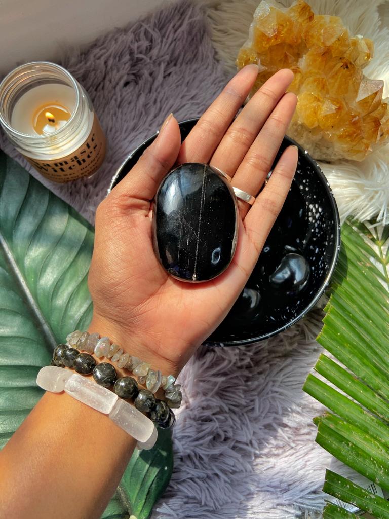 Black Obsidian Palmstone - Image 3