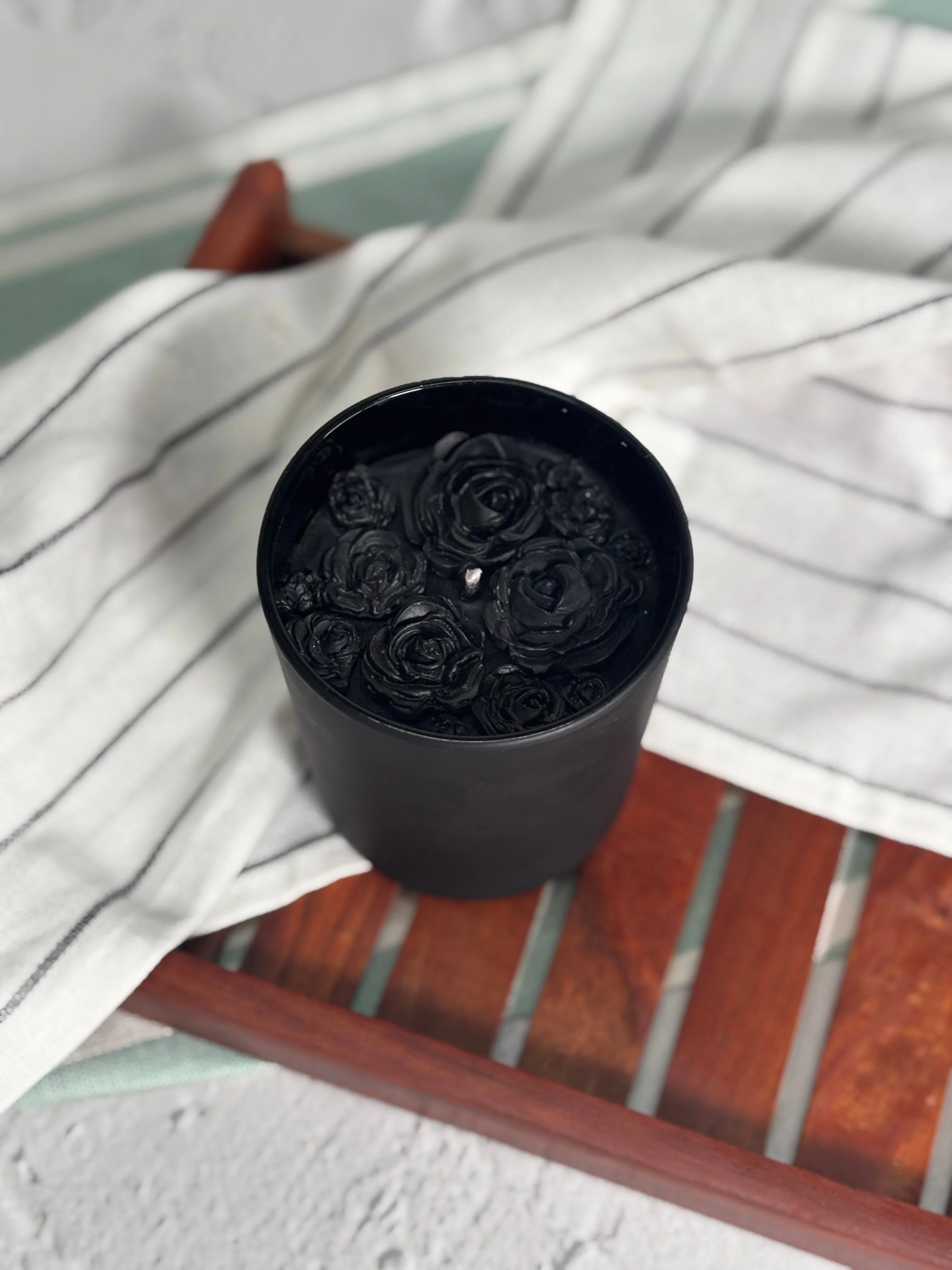 Black Rose Vanilla Scented Soy Candle - Image 2