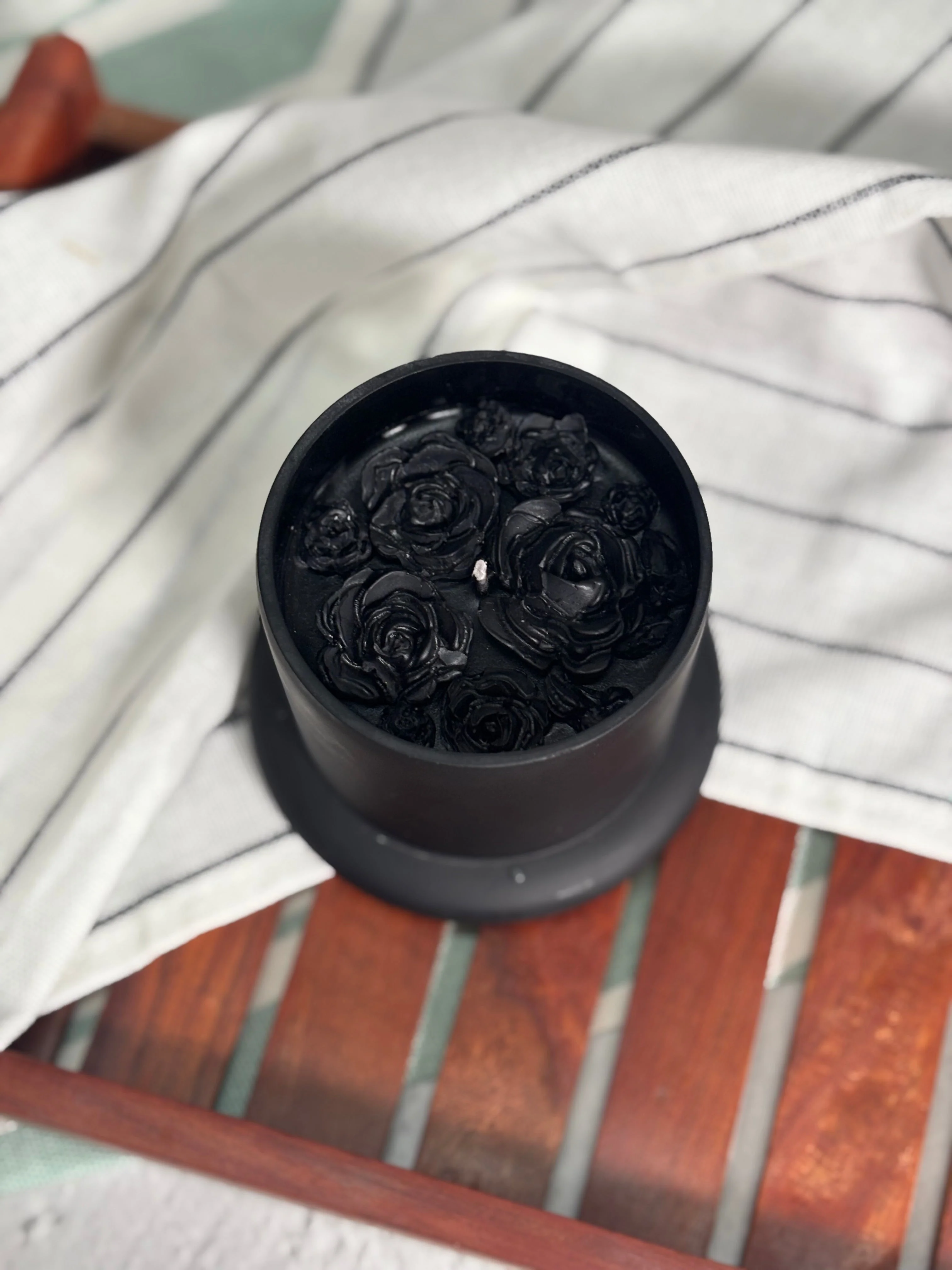 Black Rose Vanilla Scented Soy Candle in Bell Jar with Dome - Image 2
