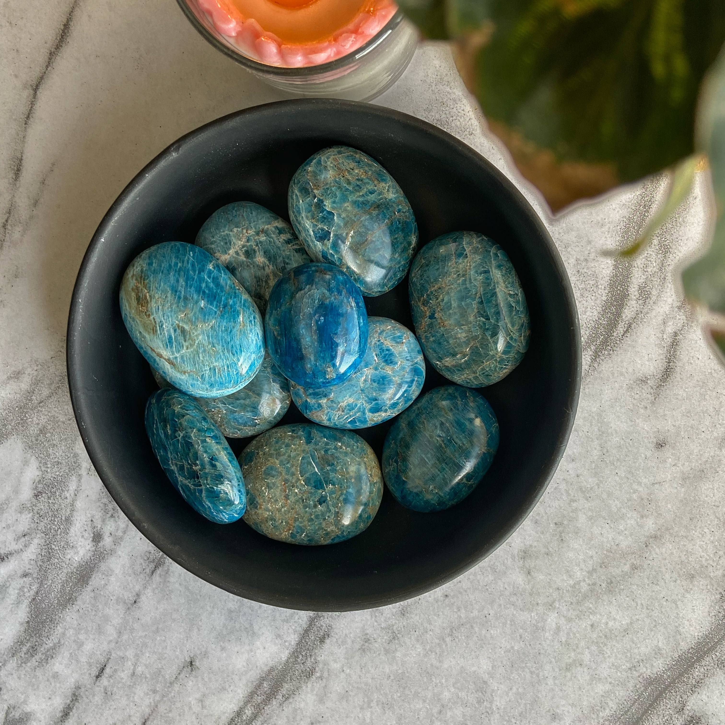 Blue Apatite Palm Stone | Motivational, Promotes focus & Ambitiousness - Image 3