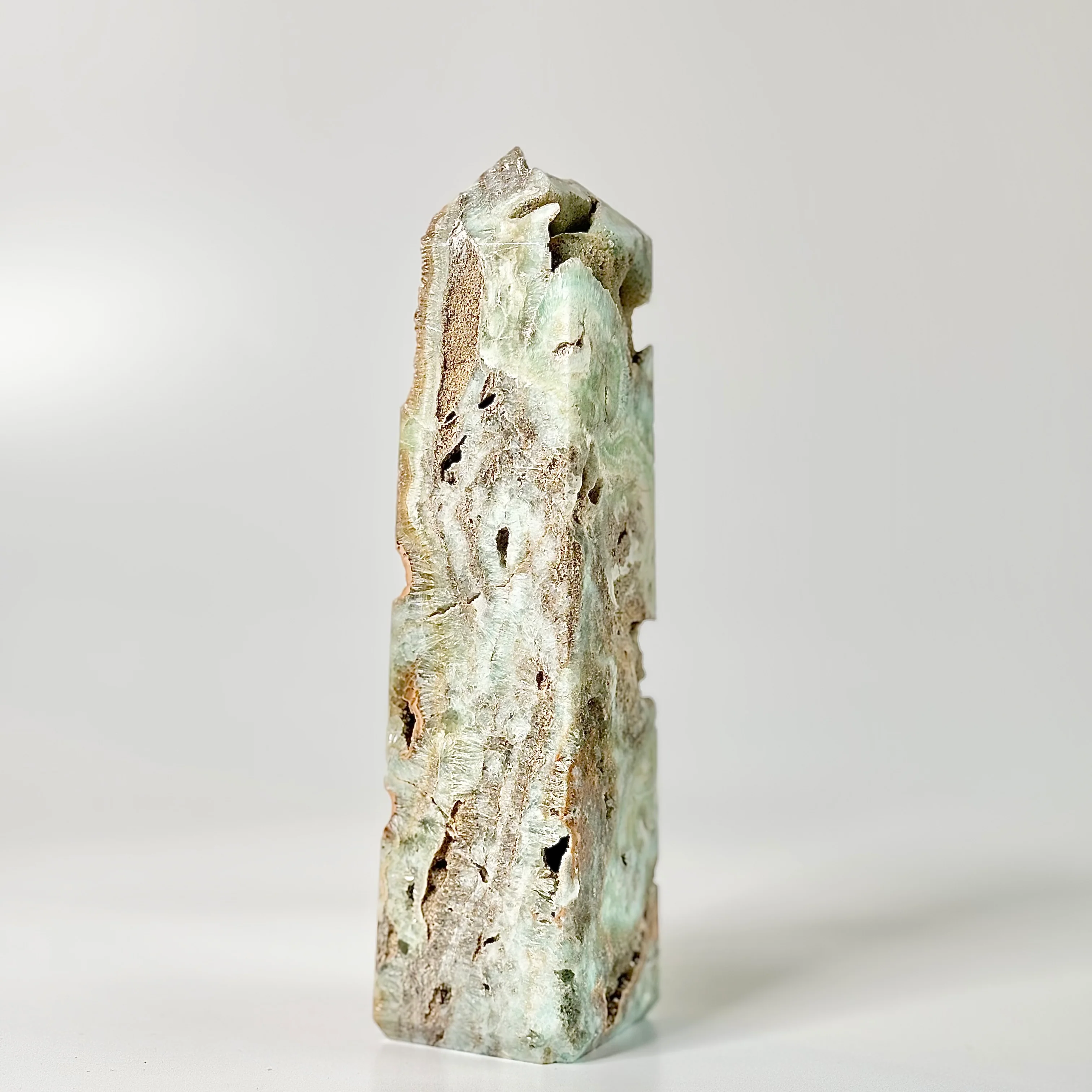 Blue Aragonite Four-Facet Tower 780 Gm – Calming Energy & Emotional Healing - Image 4