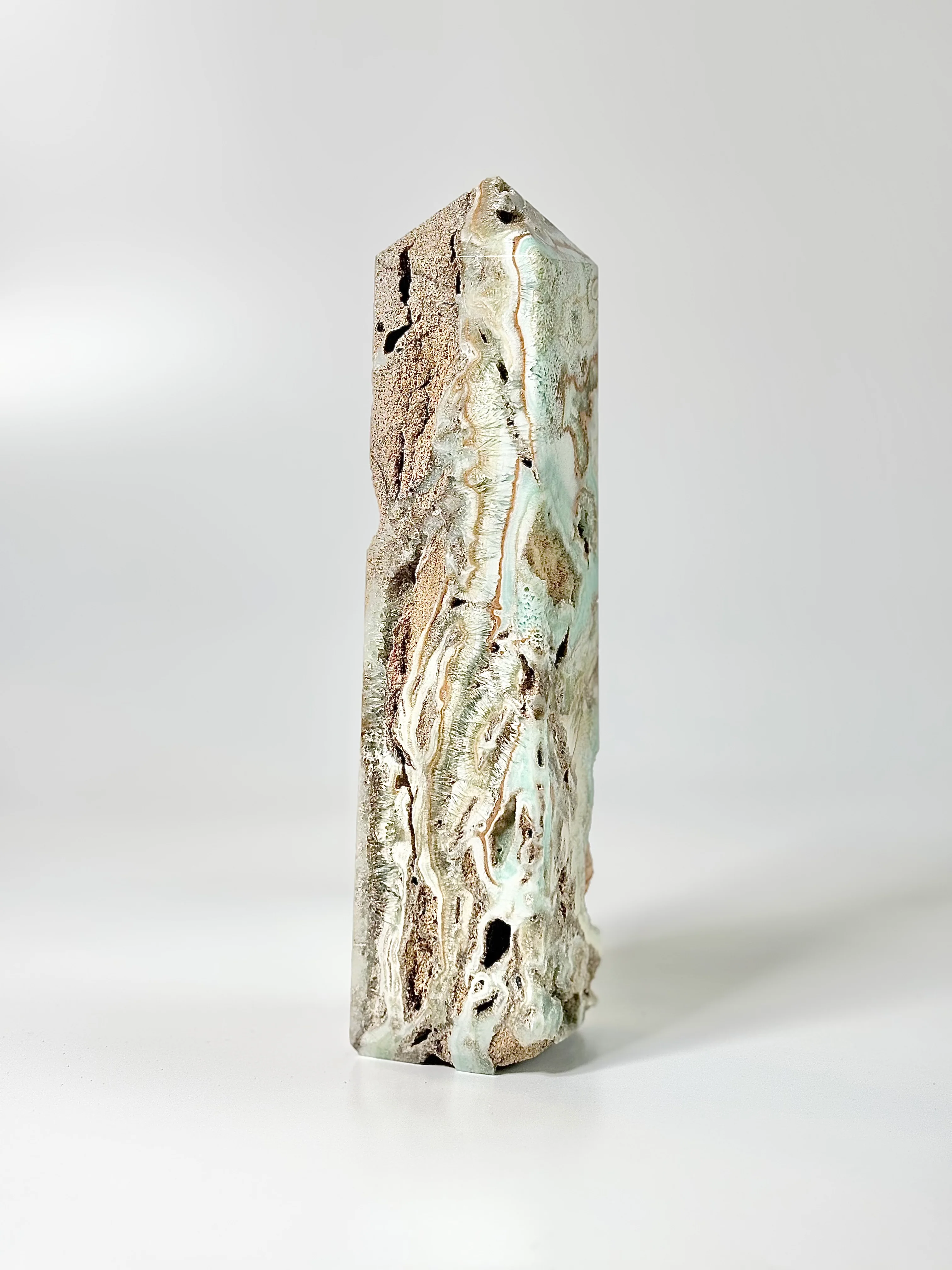 Blue Aragonite Four-Facet Tower 890 Gm – Calming Energy & Emotional Healing - Image 3