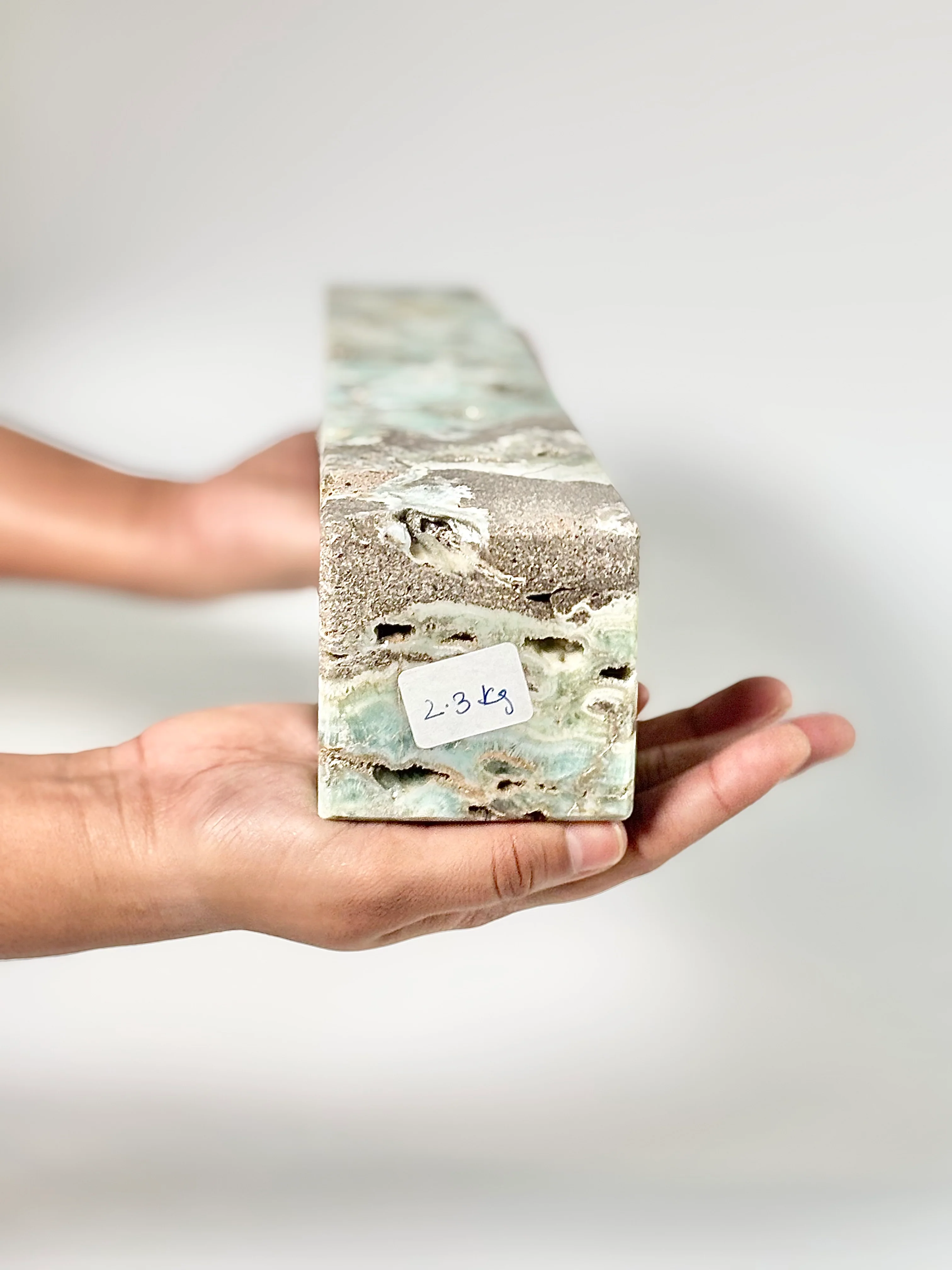 Blue Aragonite Four-Facet Tower 2.3 Kg – Calming Energy & Emotional Healing - Image 7