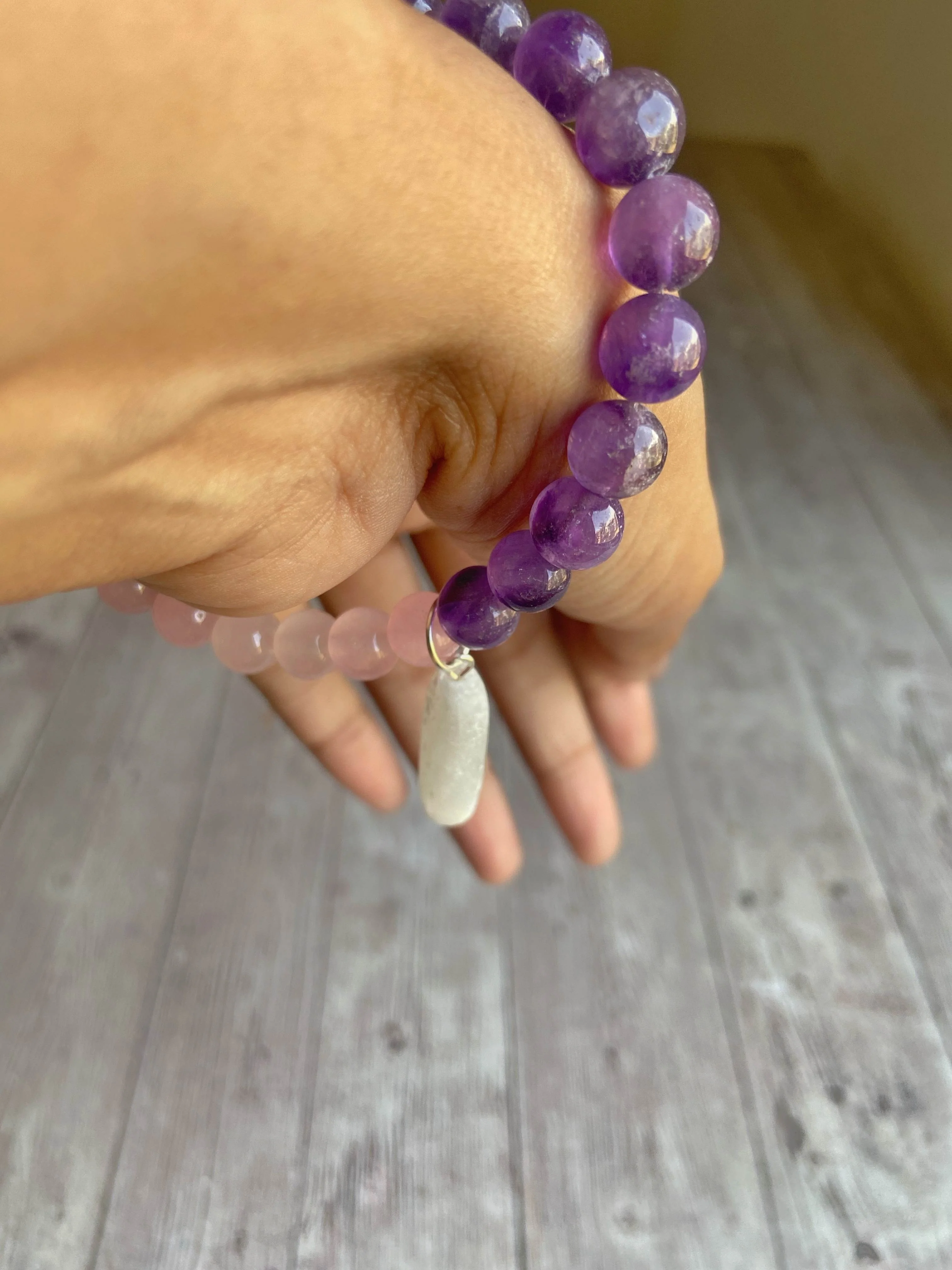Bracelet associated to Self Love , Insight & Balancing Crown Chakra - Image 2
