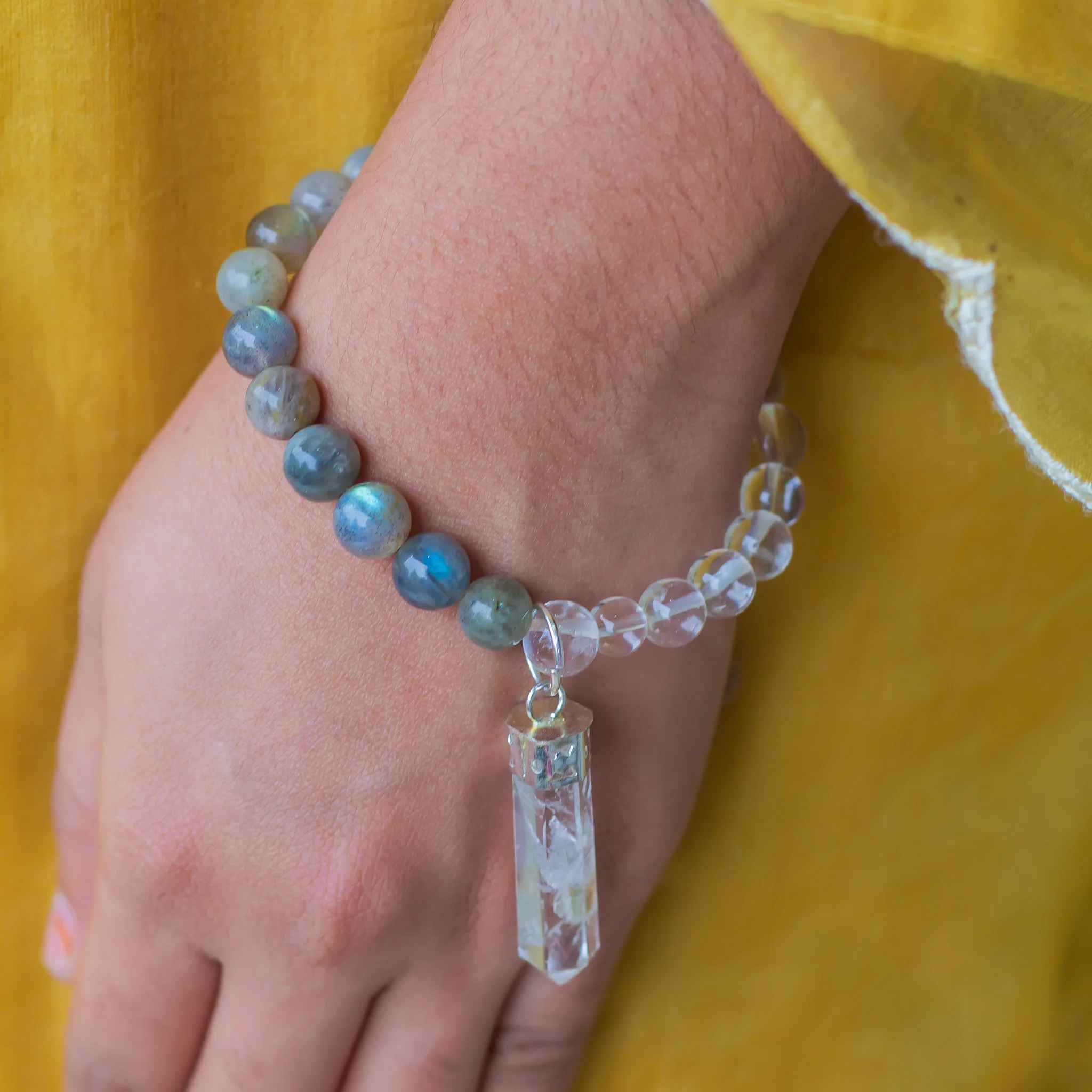 Bracelet associated with Gaining clarity and insights | Protecting energy field - Image 4