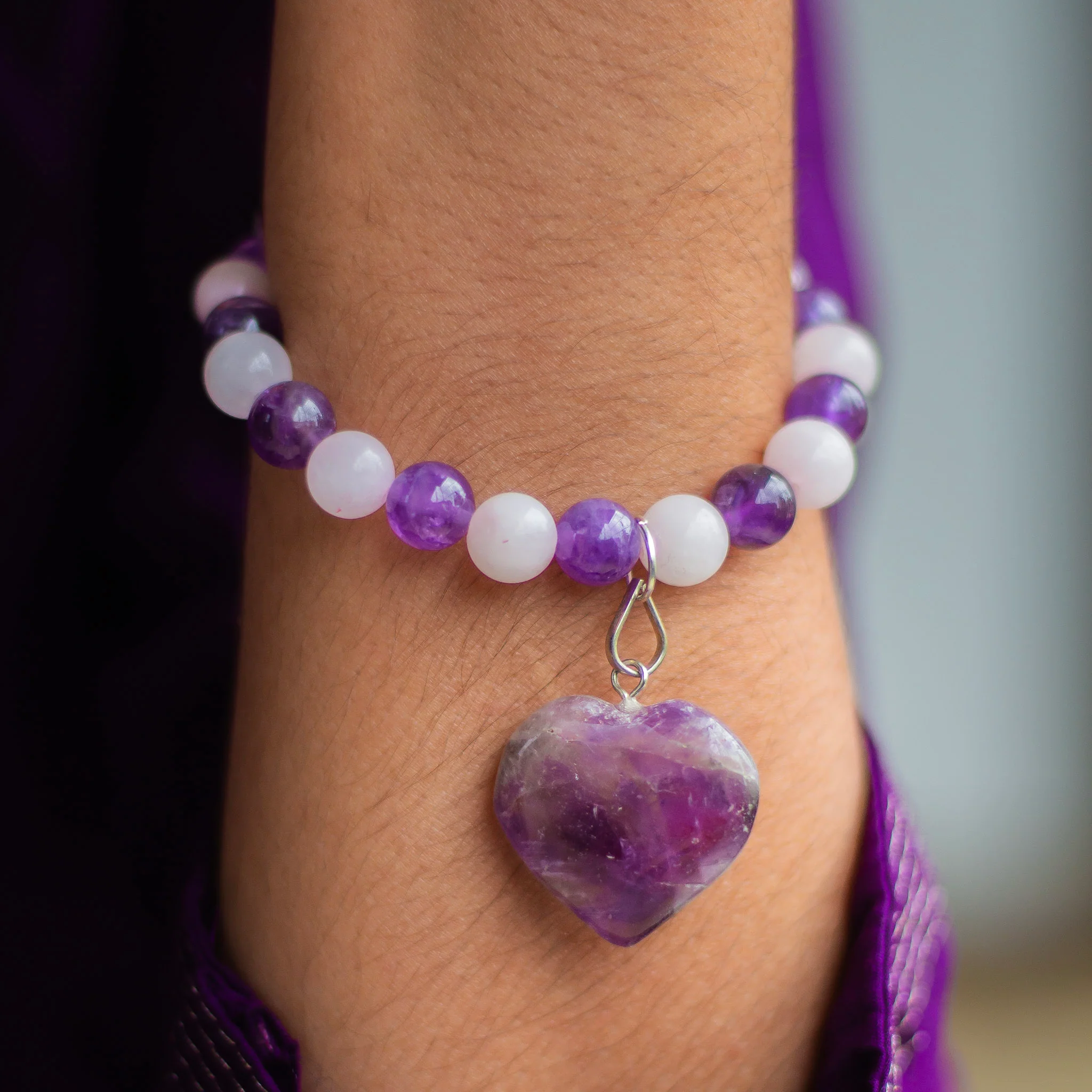 Bracelet associated with Soothing emotional challenges and fostering balance. - Image 2