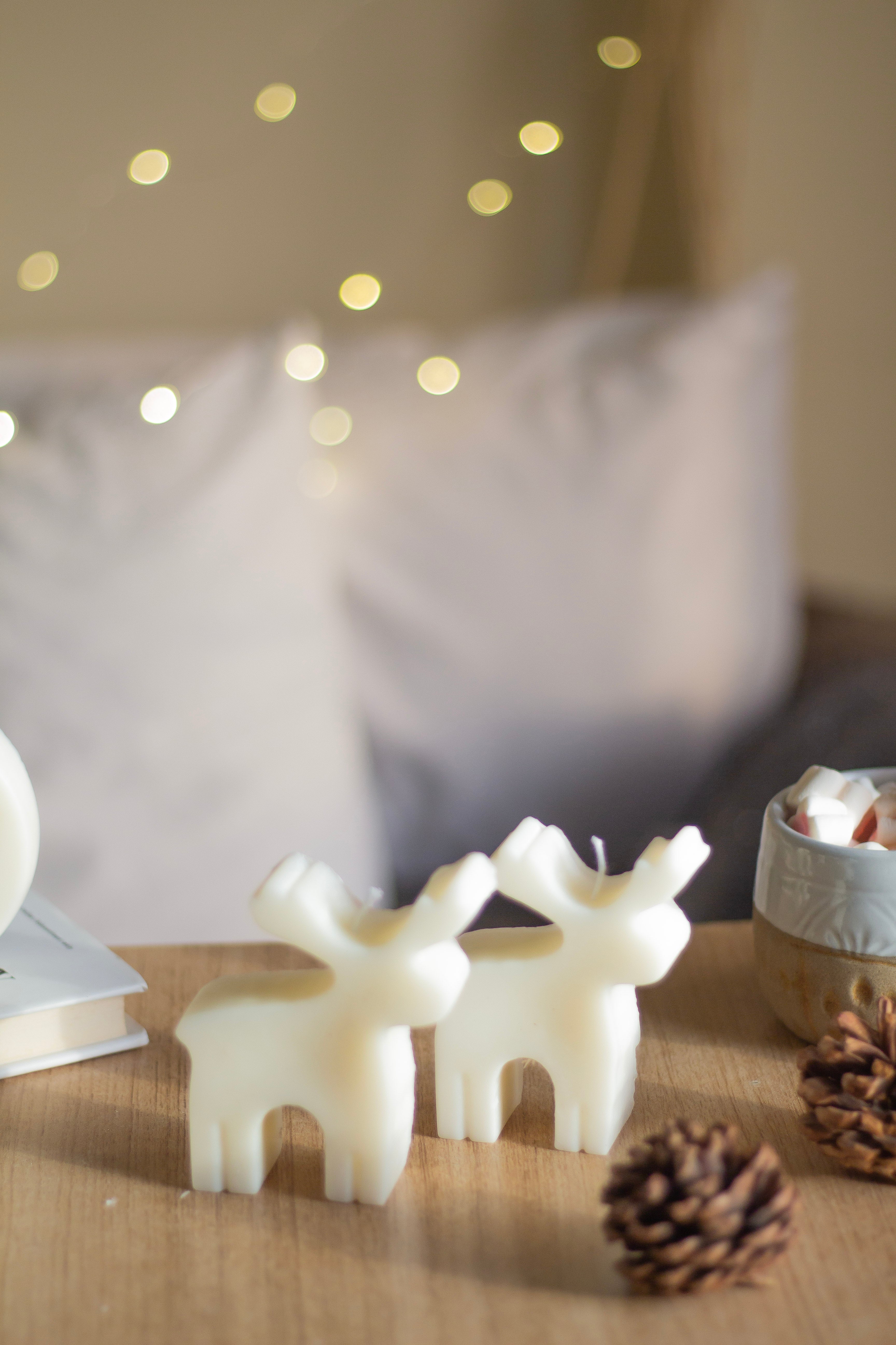Deer White Scented Soy Candle | Set of 2 - Image 3