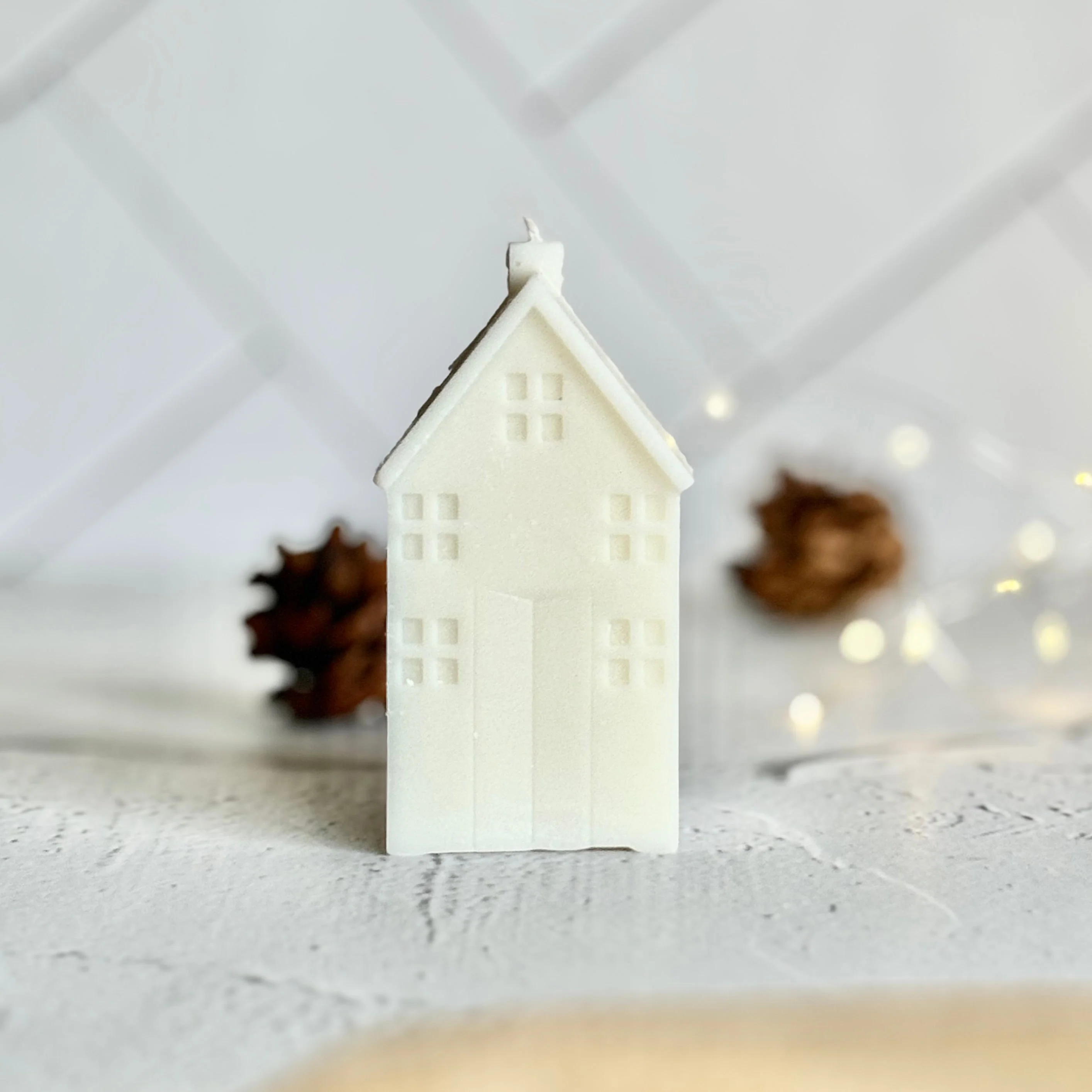 House Decorative Soy Scented Candle | Premium Oudh Scented - Image 2
