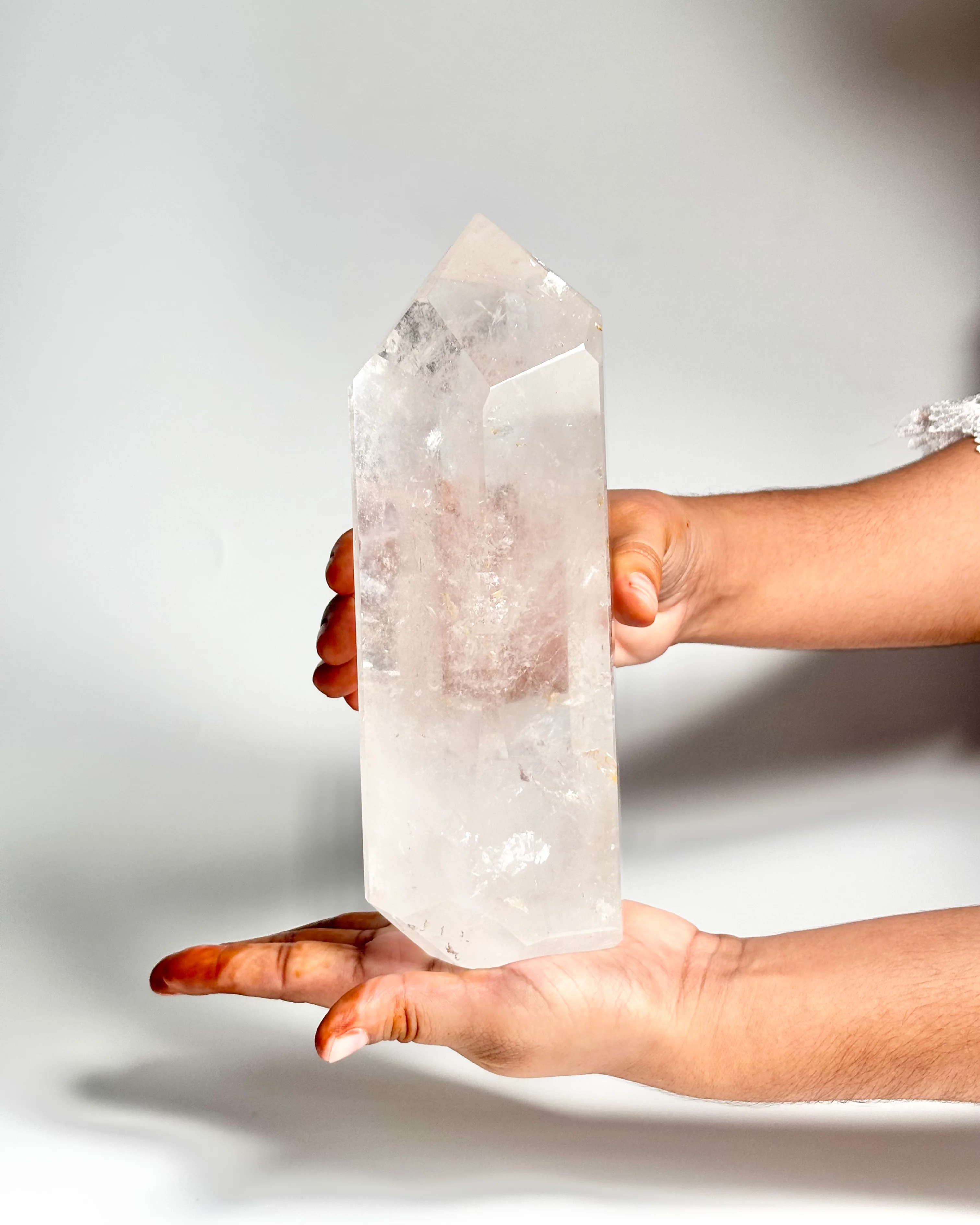 Clear Quartz Free Form – 1.9 Kg | Clarity, Focus & Amplified Intentions - Image 3