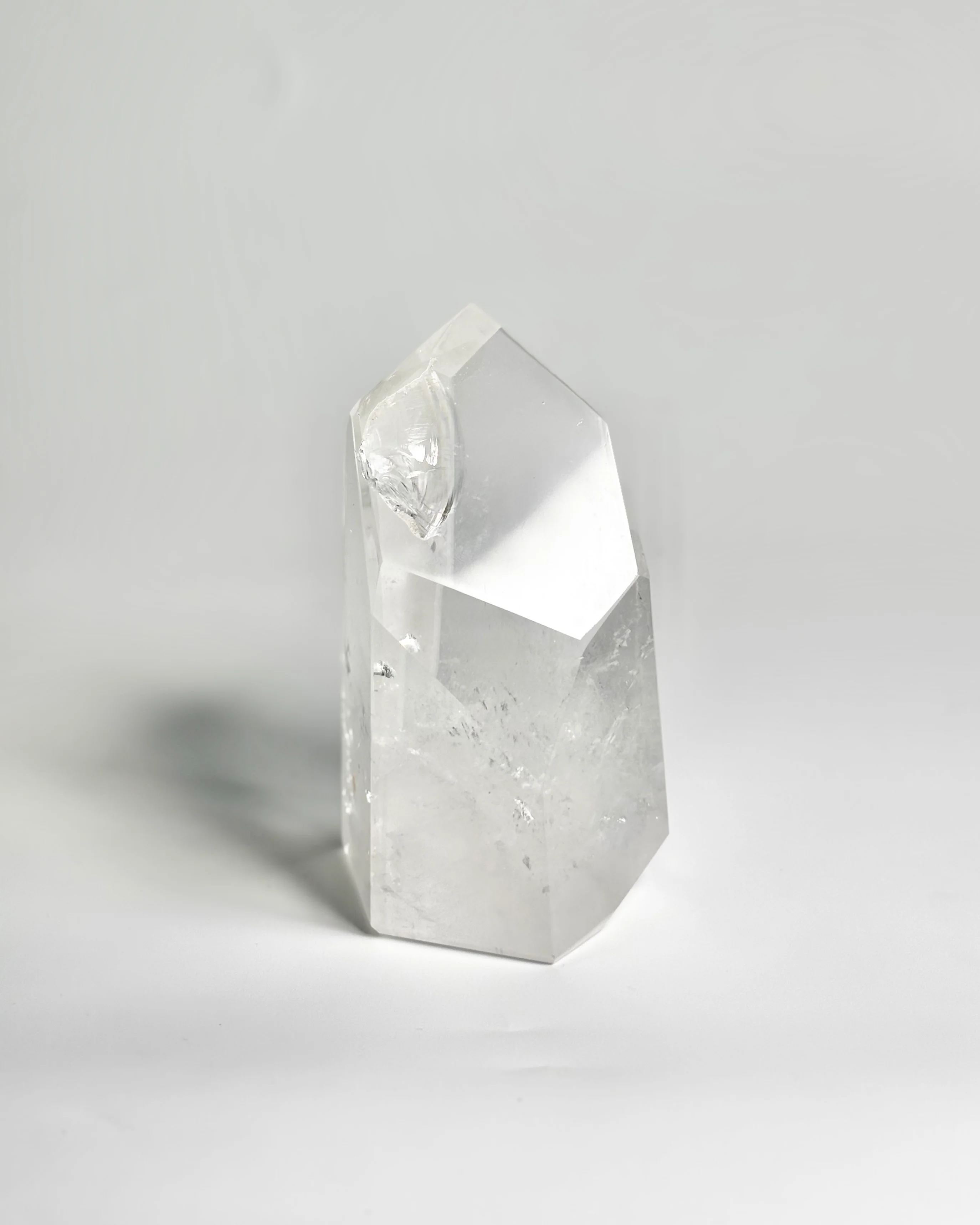 Clear Quartz Free Form – 800 Gm | Clarity, Focus & Amplified Intentions - Image 2