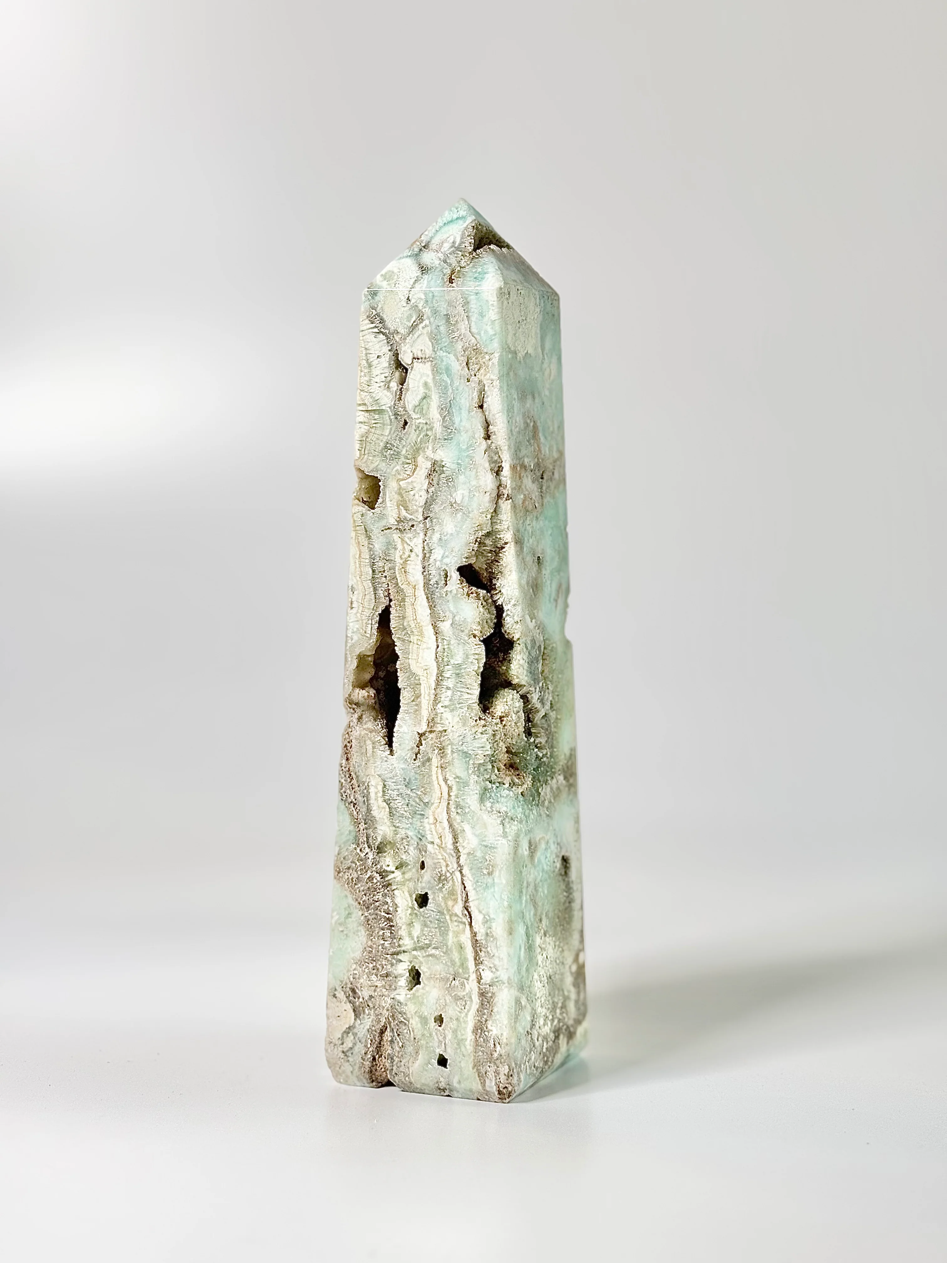 Blue Aragonite Four-Facet Tower 700 Gm – Calming Energy & Emotional Healing - Image 4
