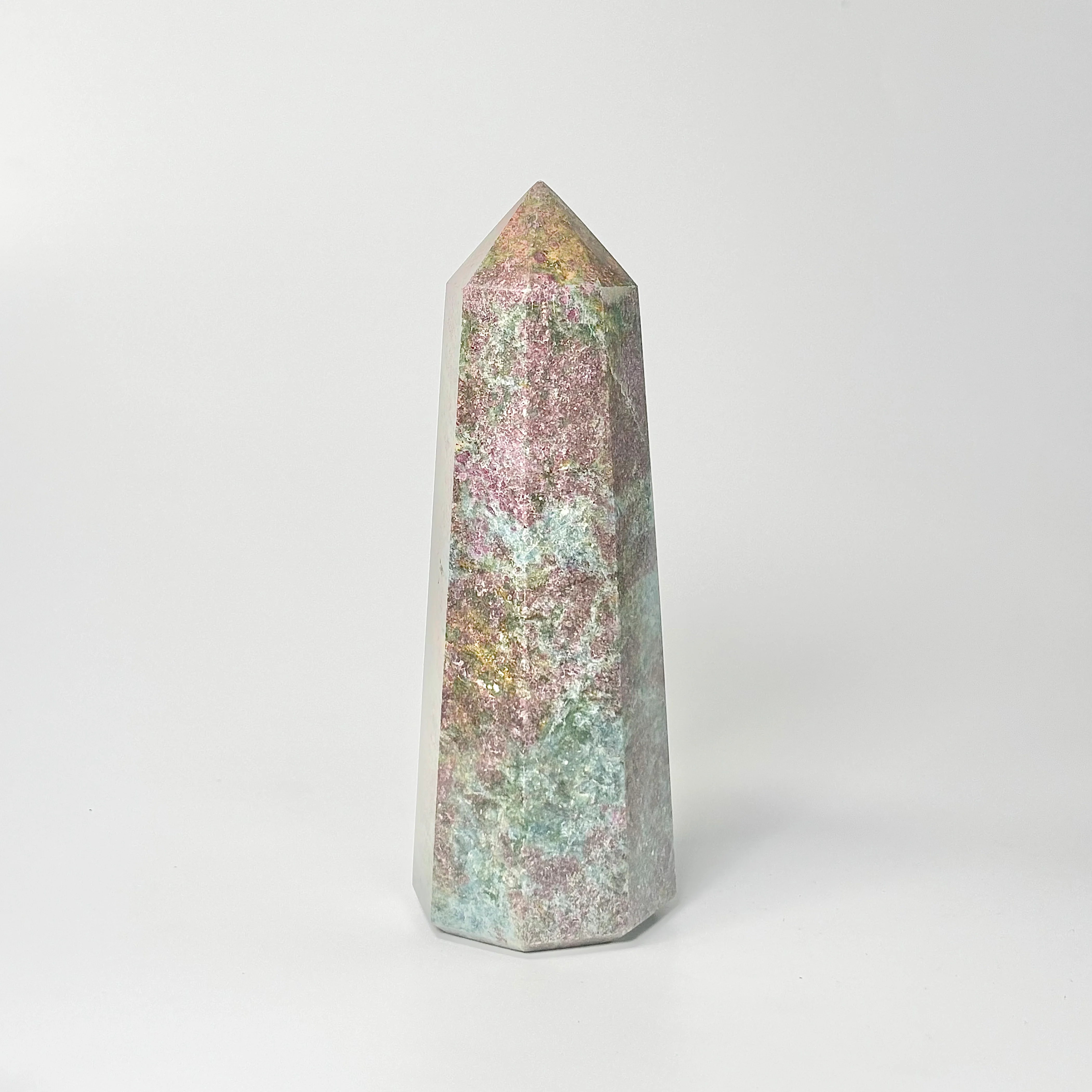 Eight Facet Ruby in Kyanite Tower – 55g3 -Distinctive Colour & Balanced Form
