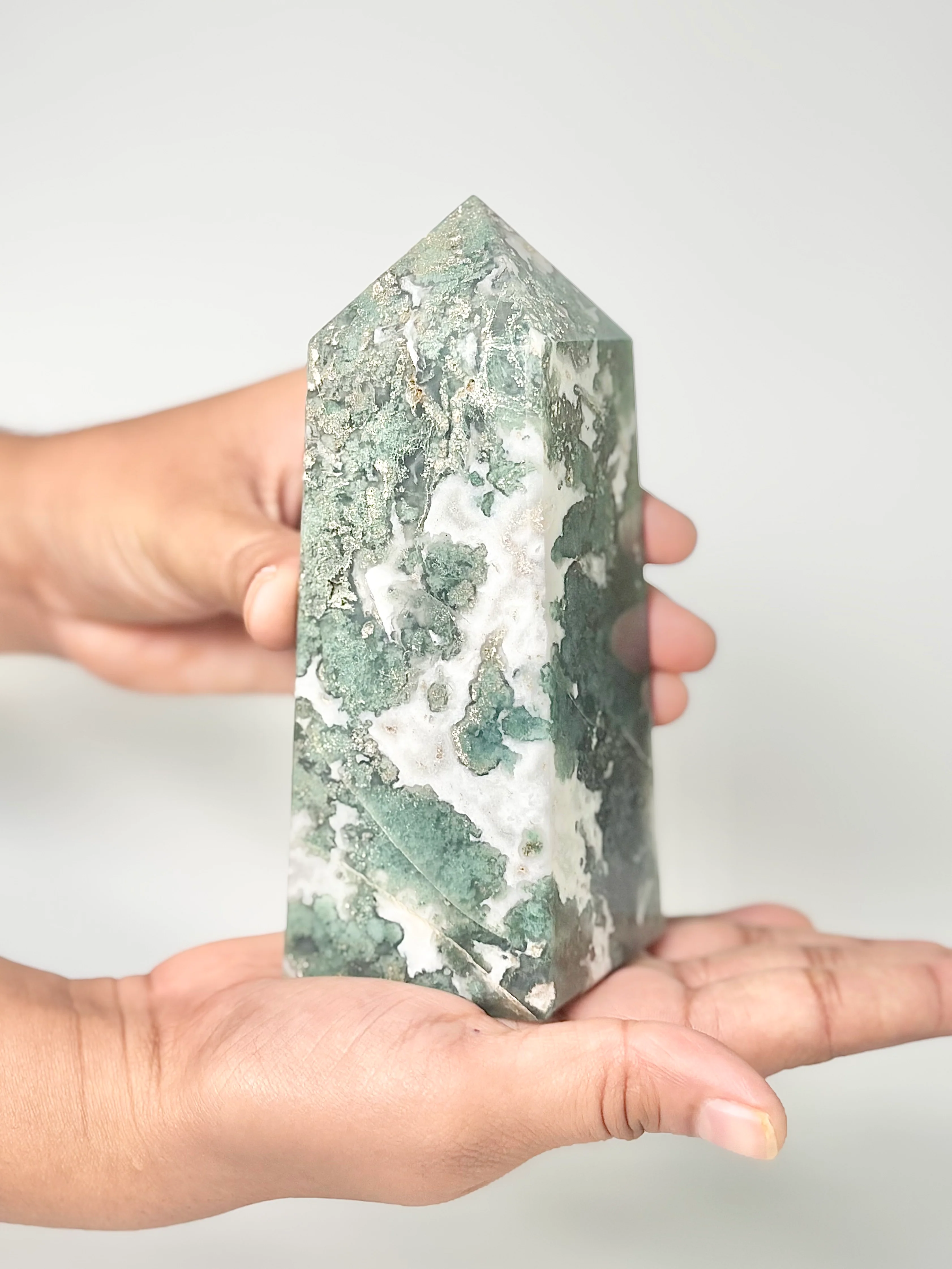 Four Facet Moss Agate Tower – 600g - Nature-Inspired Calm & Grounded Beauty - Image 2