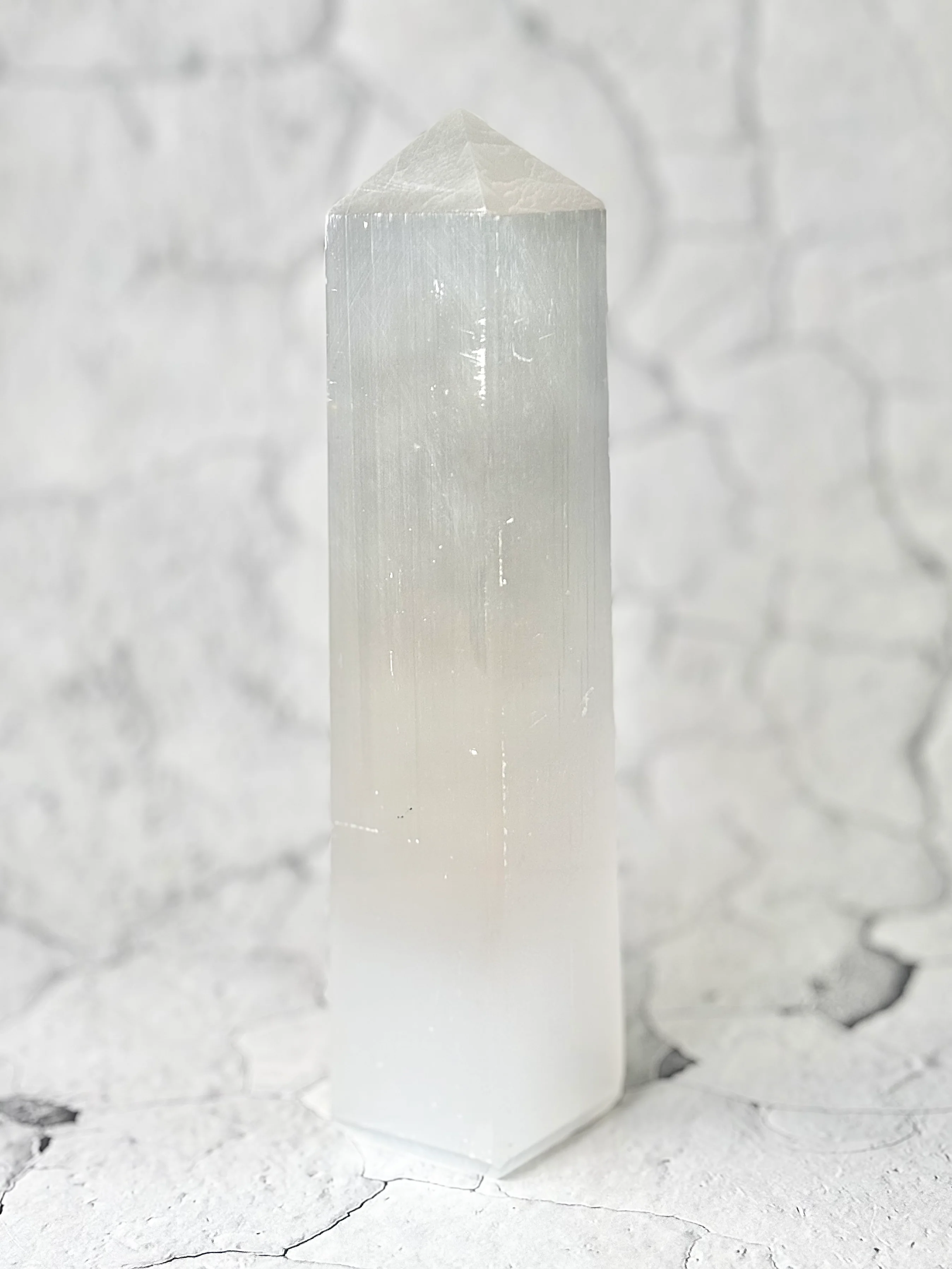 Four Facet Selenite Tower – 750g - Soft Glow & Balanced Form - Image 2