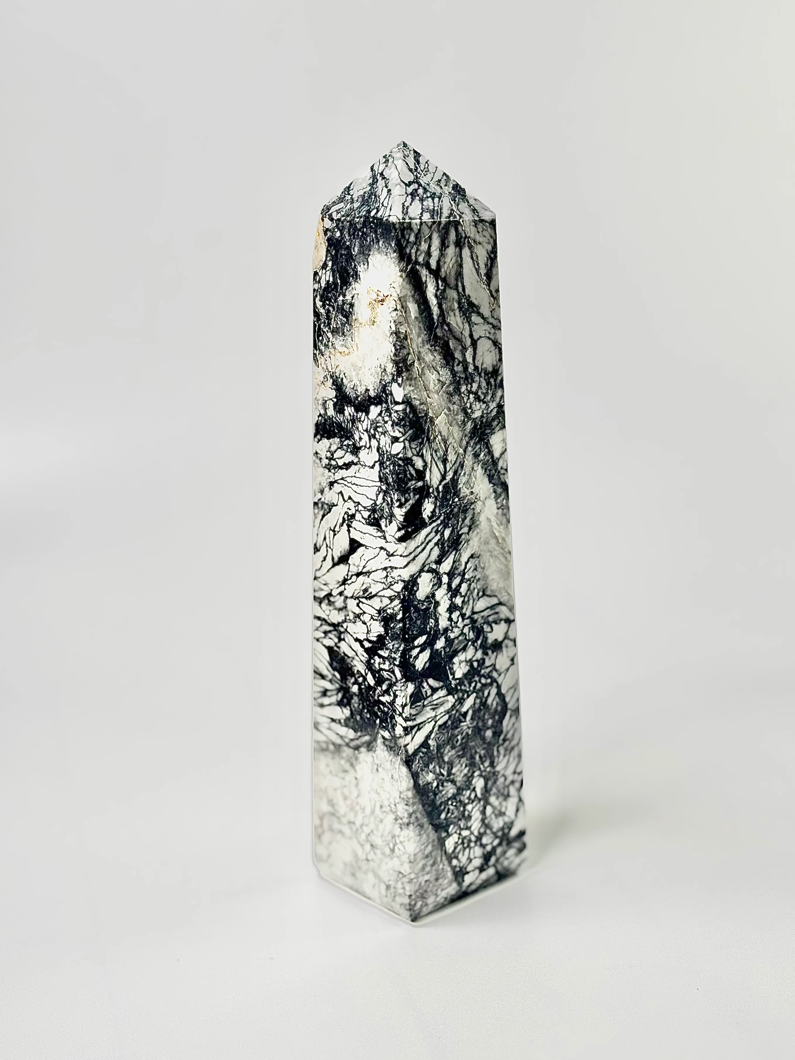 Four-Facet Pinolite Tower 1139g – Rare Stone of Calm & Clarity