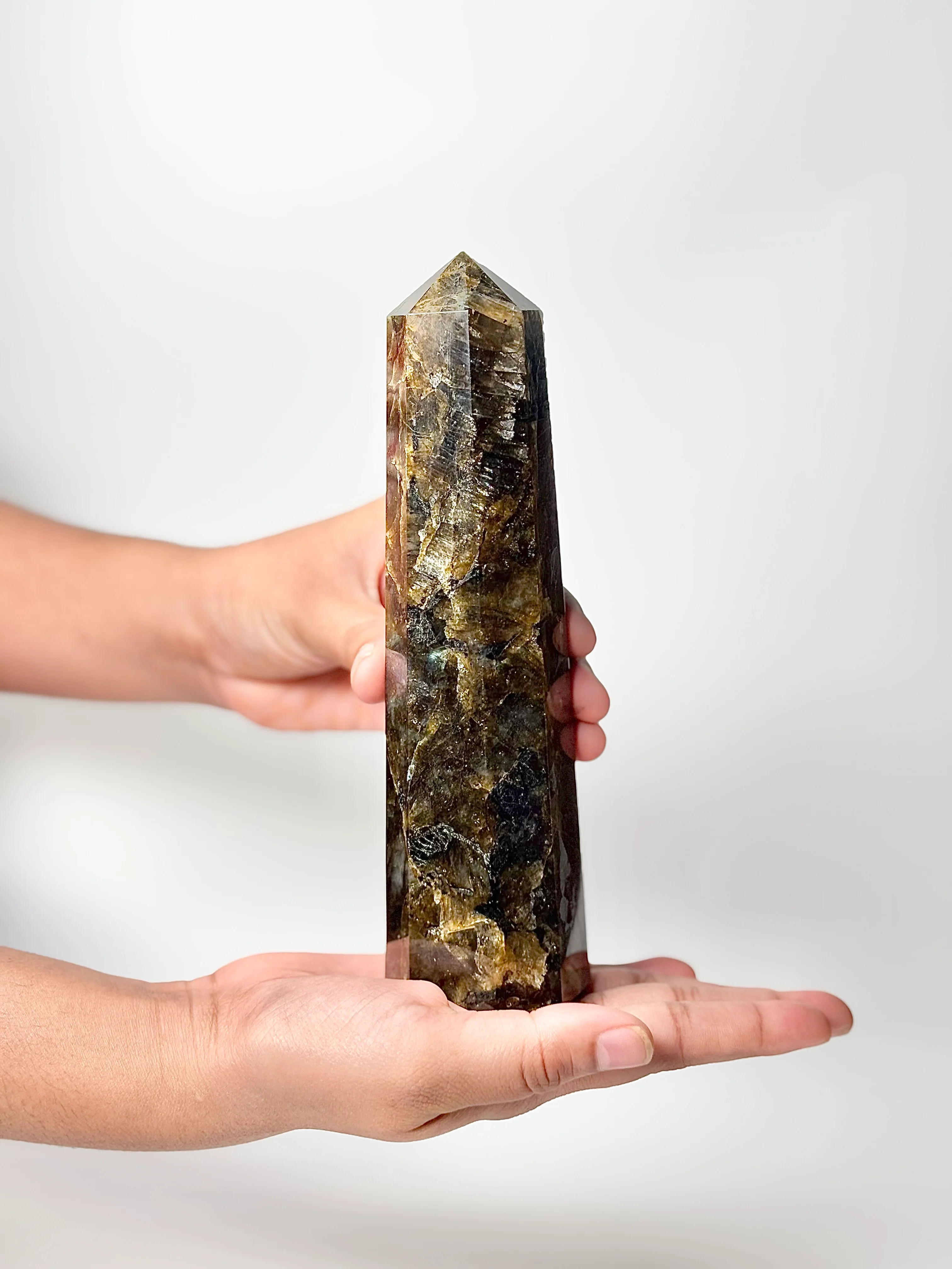 Eight Facet Labradorite Tower – 654g - Elegance, Depth & Reflective Beauty - Image 2
