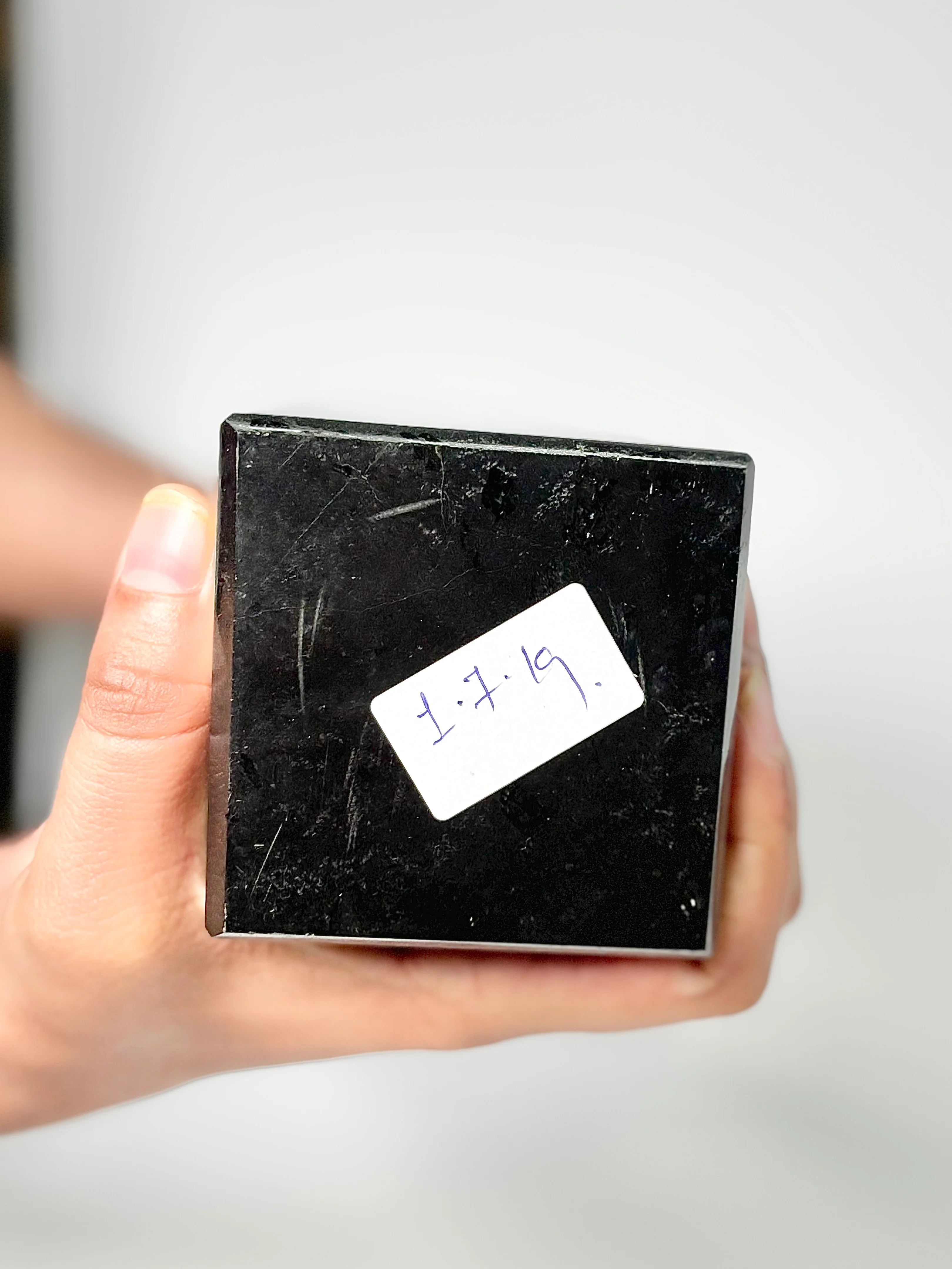 Four Facet Black Tourmaline Tower – 1.7 Kg - Strength, Stability & Refined Style - Image 3