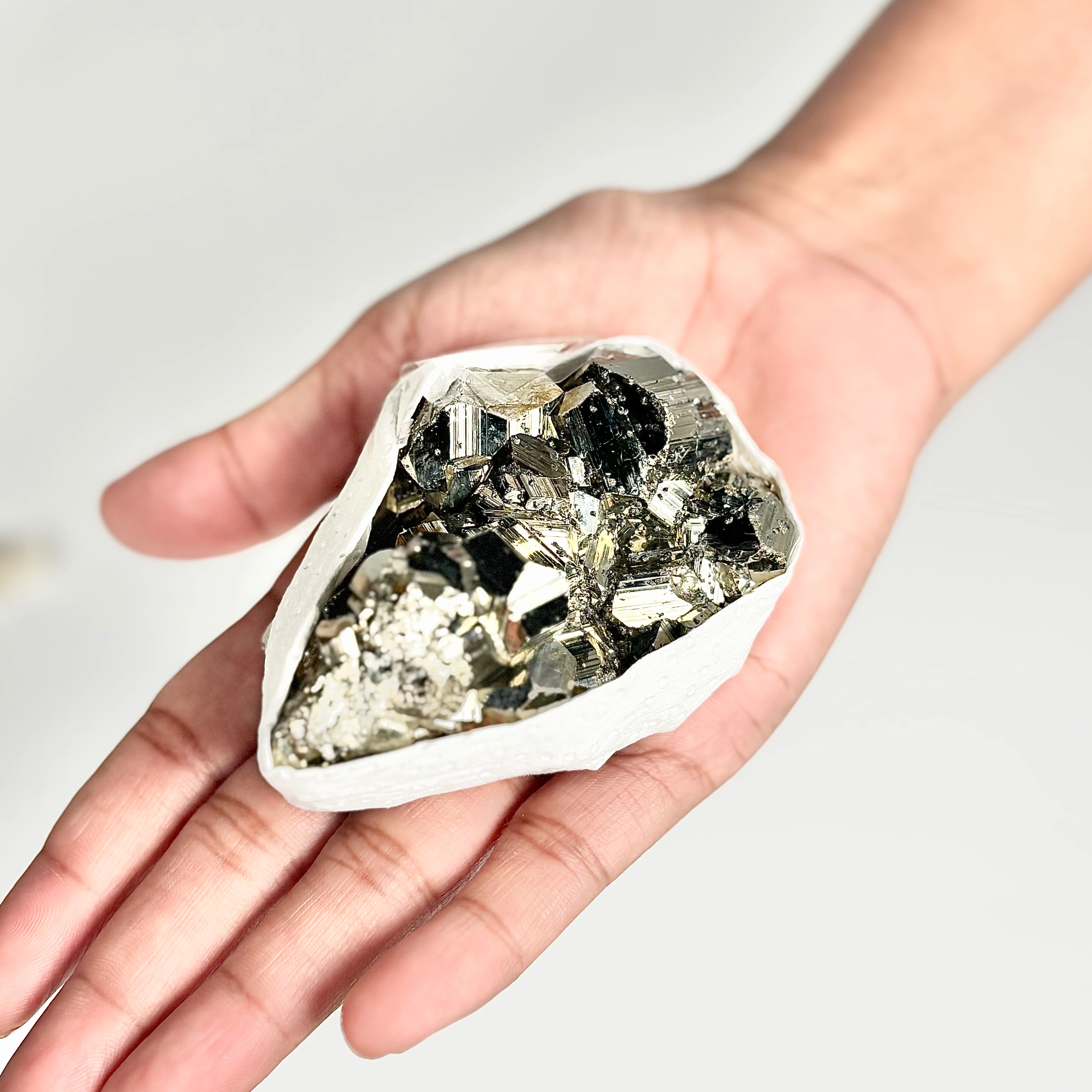 Peruvian Pyrite Cluster – 224g -Golden Brilliance & Striking Presence - Image 3