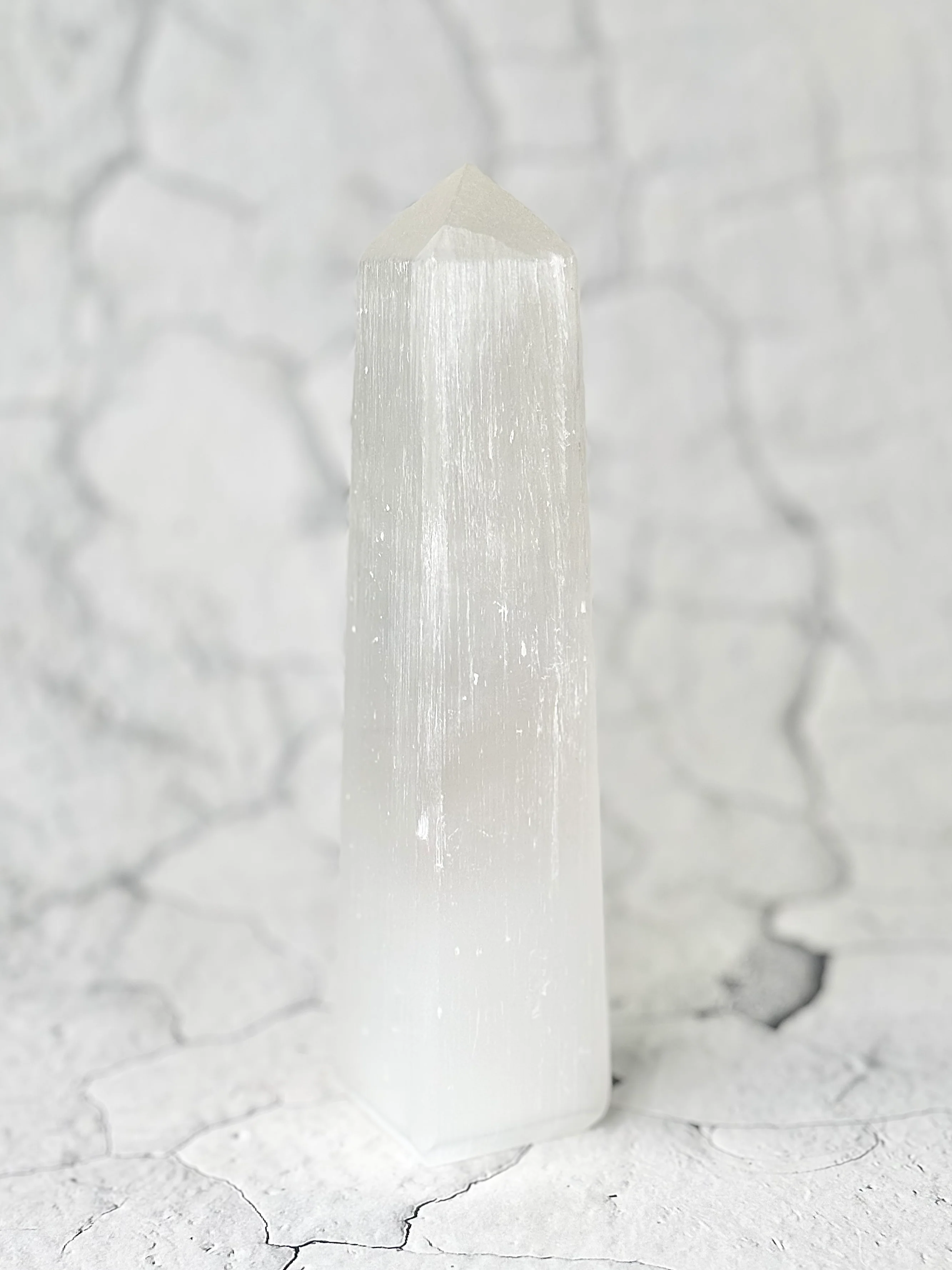 Four Facet Selenite Tower – 460g - Soft Glow & Balanced Form