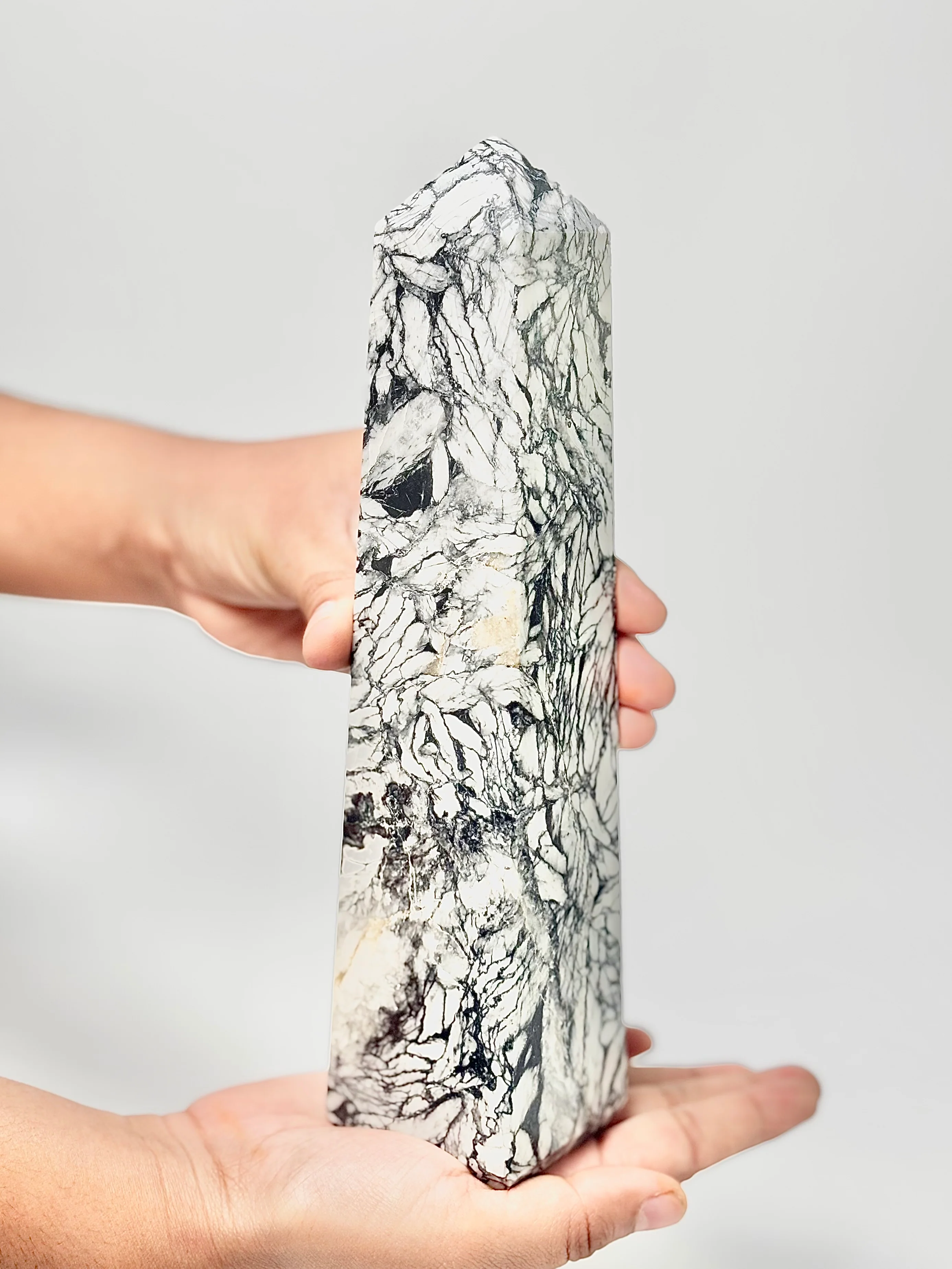 Four-Facet Pinolite Tower 1137g – Rare Stone of Calm & Clarity - Image 5