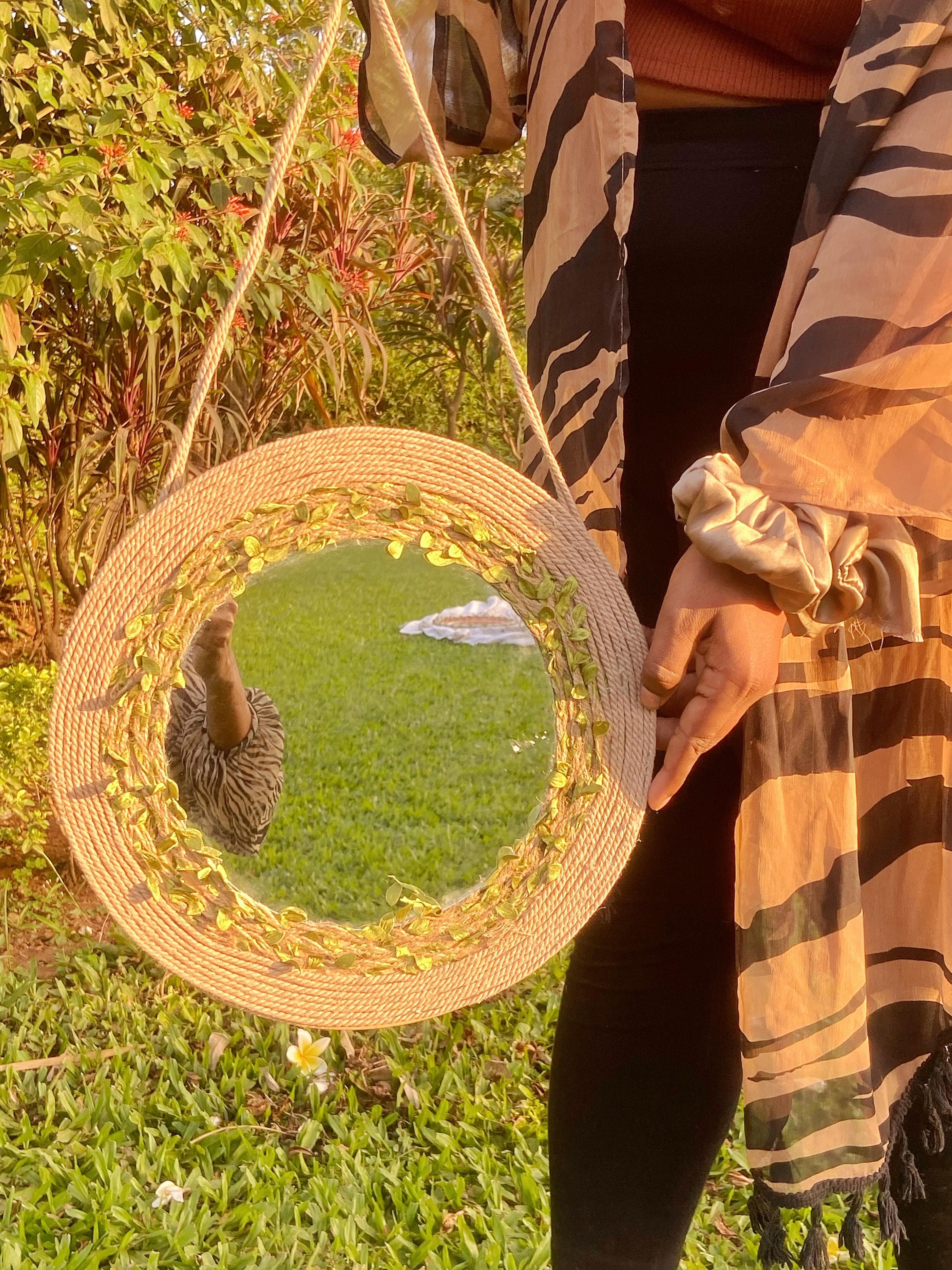Decorative Wall Mirror - Image 5