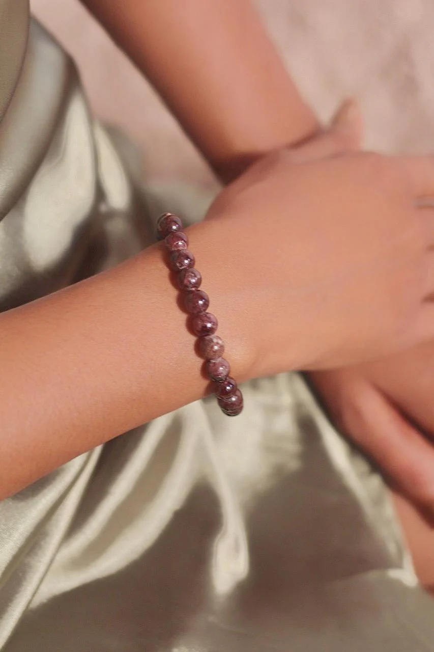 Garnet Bead Bracelet 8mm | Root Chakra , Inspire Love & Strengthen survival Instincts - Image 3