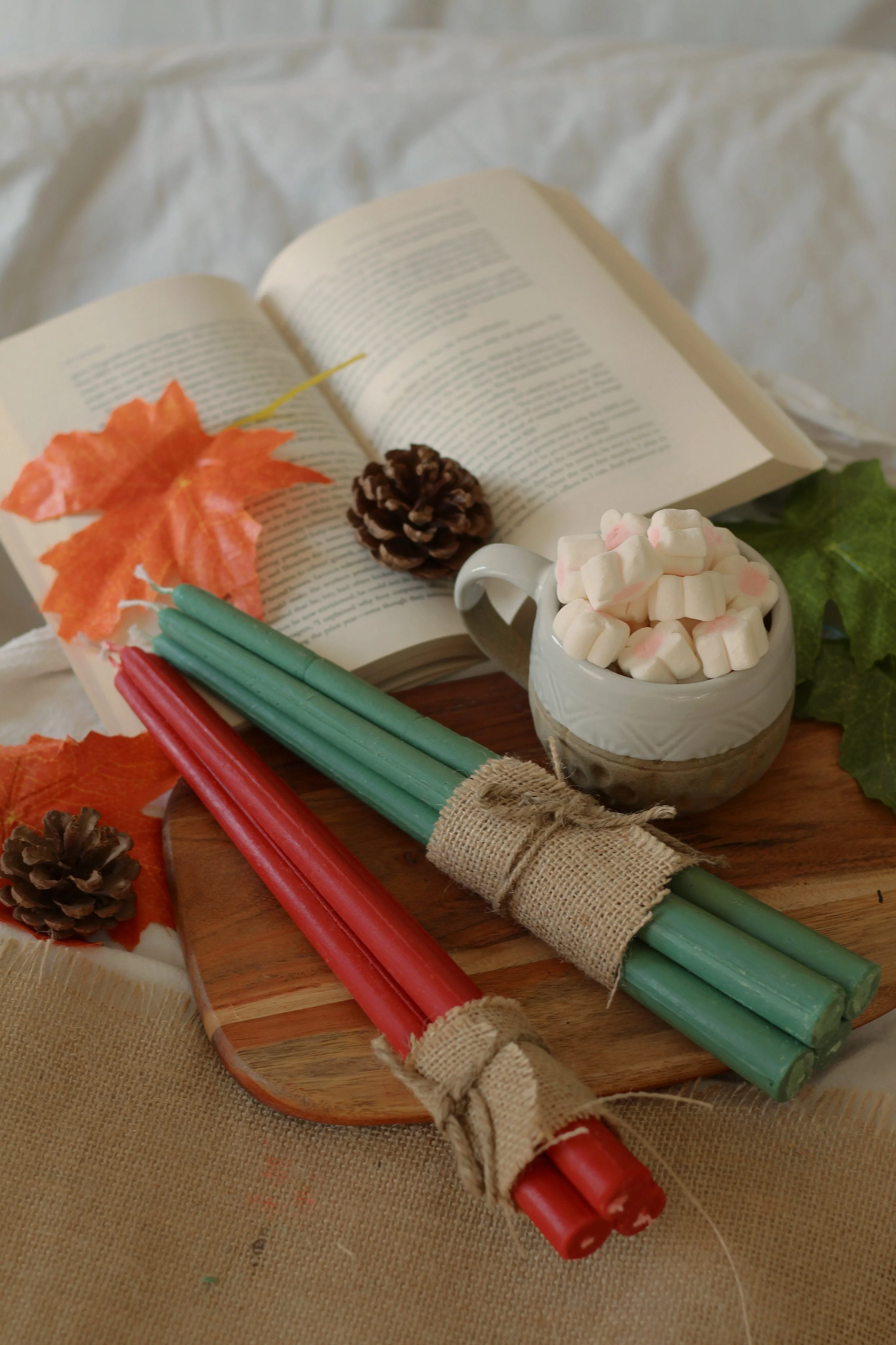 Green & Red Taper Candles | Set of 10 | Soy Candle - Image 3