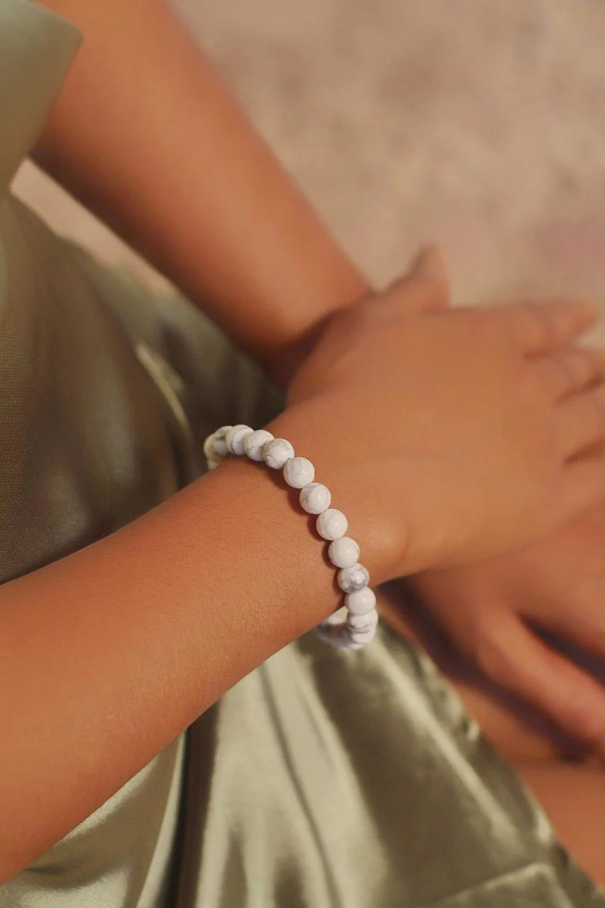 Howlite Bead Bracelet - 8mm - Image 3