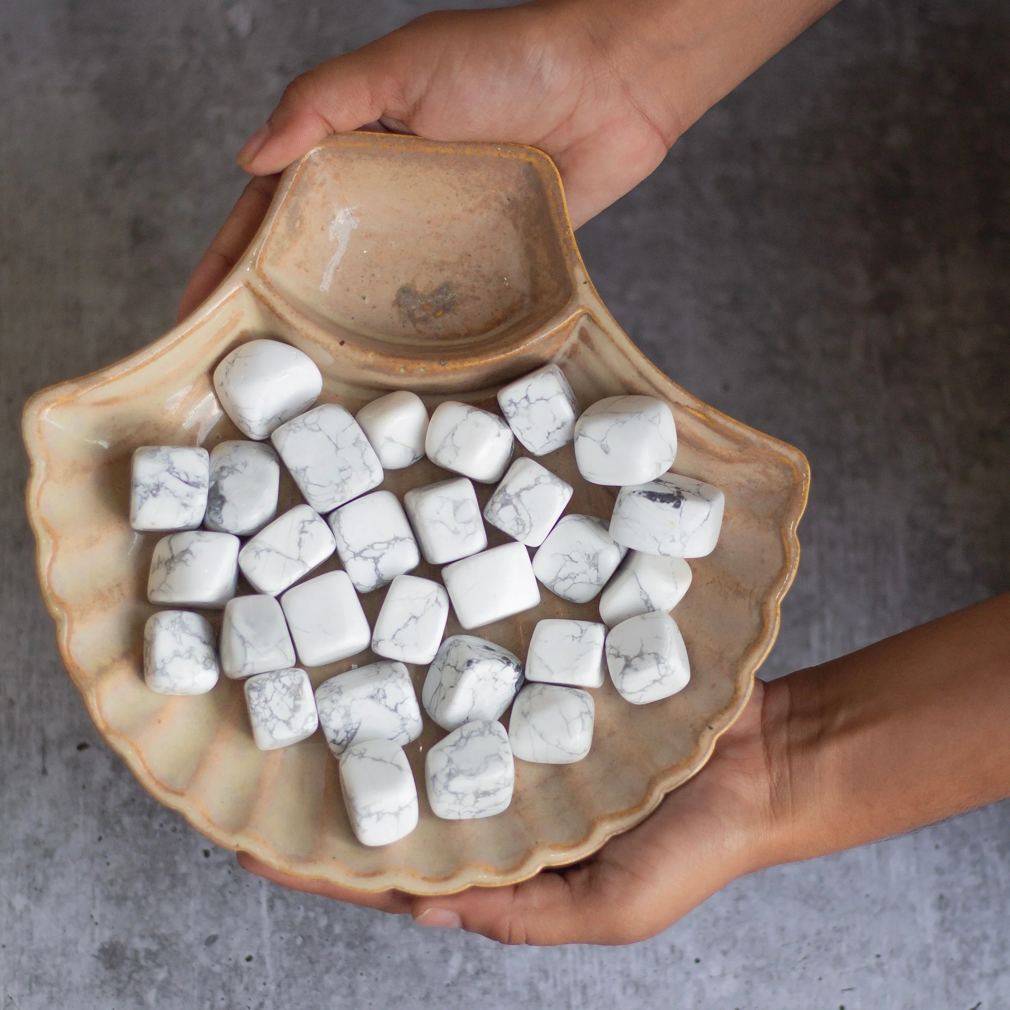 Howlite Tumble Stone | Expressing & Anger Management - Image 4