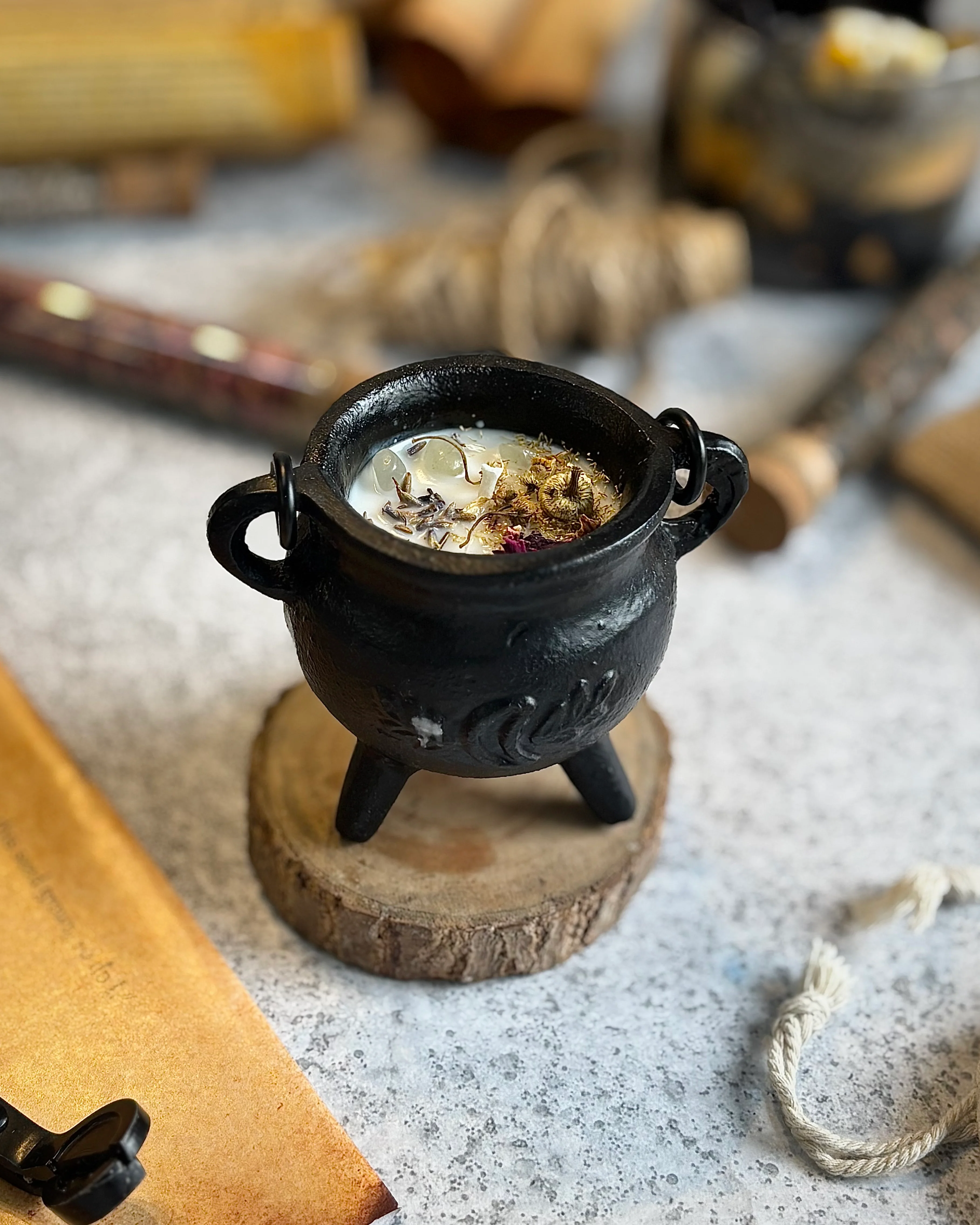 Gratitude Ritual Candle - Image 2