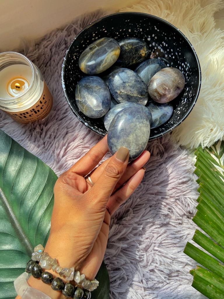 Iolite Palmstone | Vision Stone , Helps with third eye chakra - Image 2