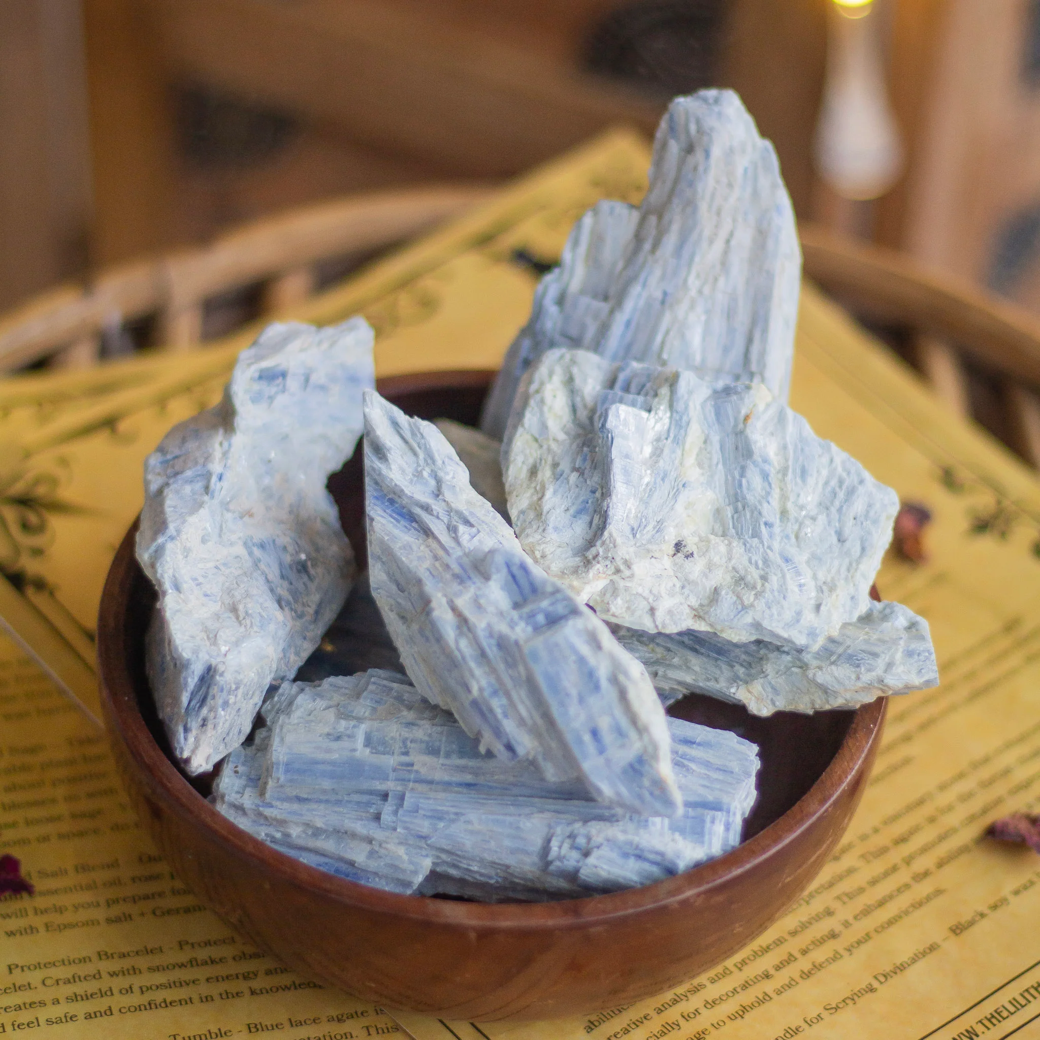 Kyanite Raw Large Stone | Enhance telepathy ability & Open Roads & Create Opportunities - Image 5