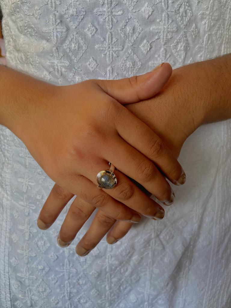 Labradorite Silver Ring | Promotes Spiritual Growth - Image 3