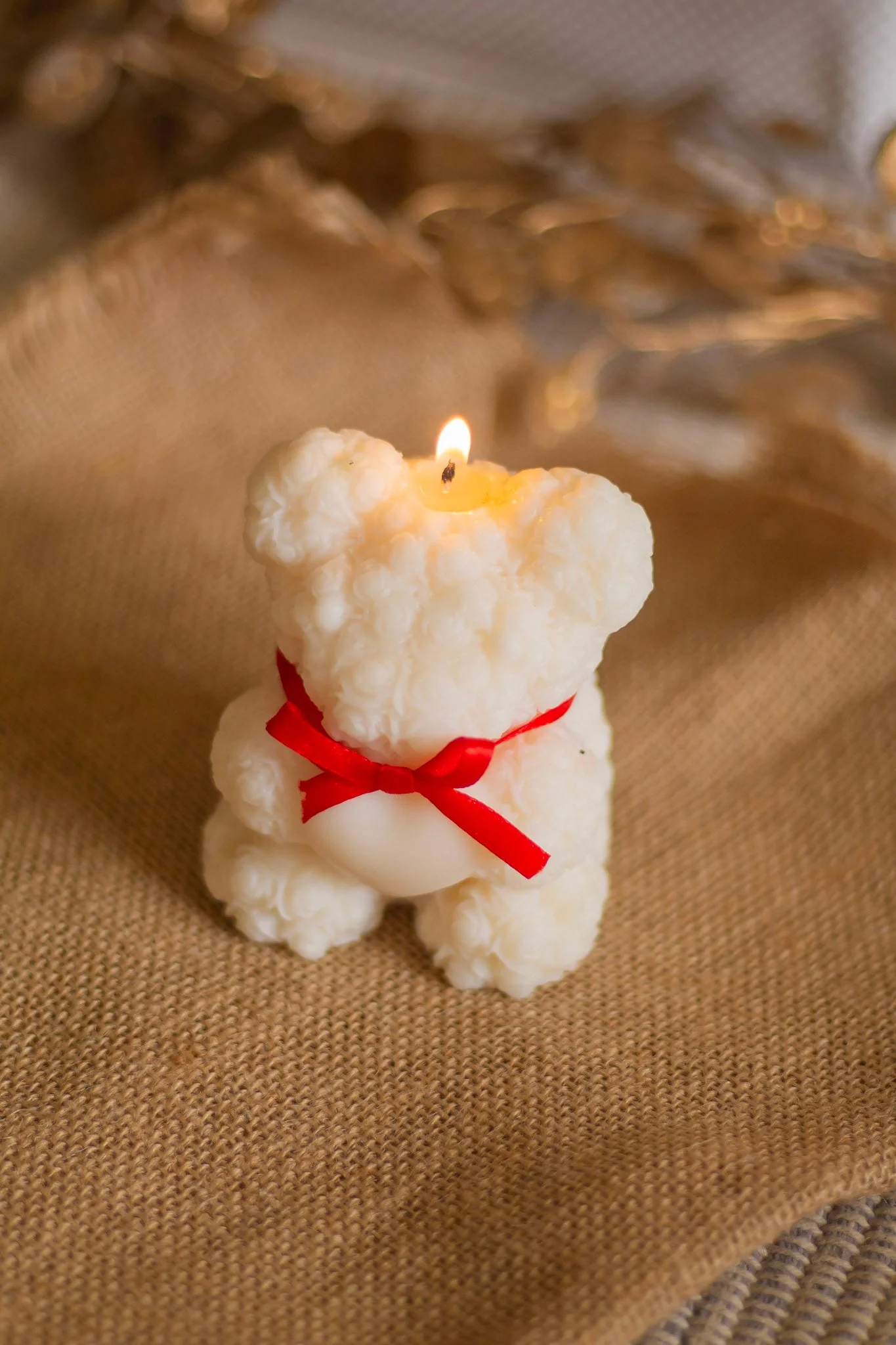 Little peony carved Teddy Soy Candle - Image 6