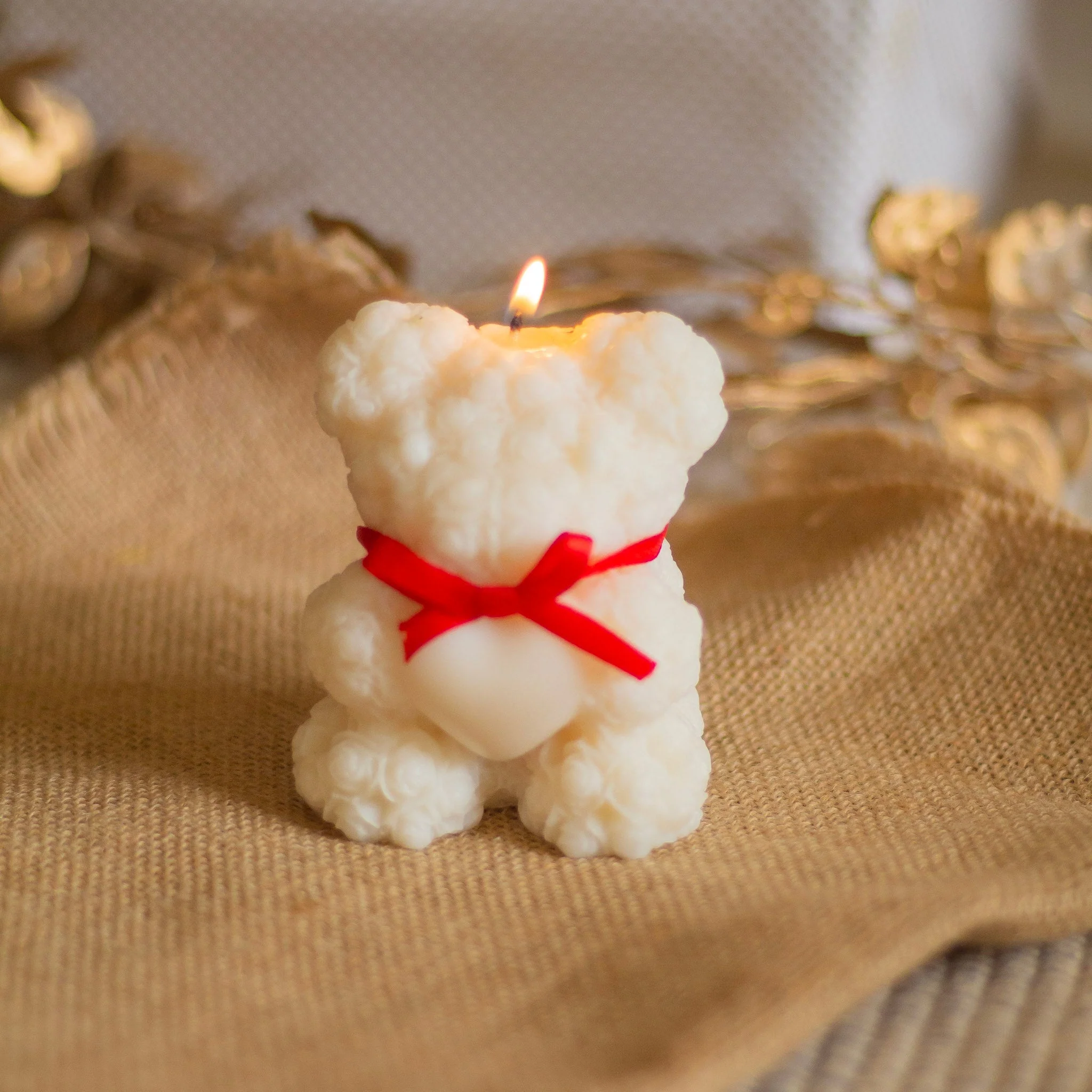Little peony carved Teddy Soy Candle - Image 7