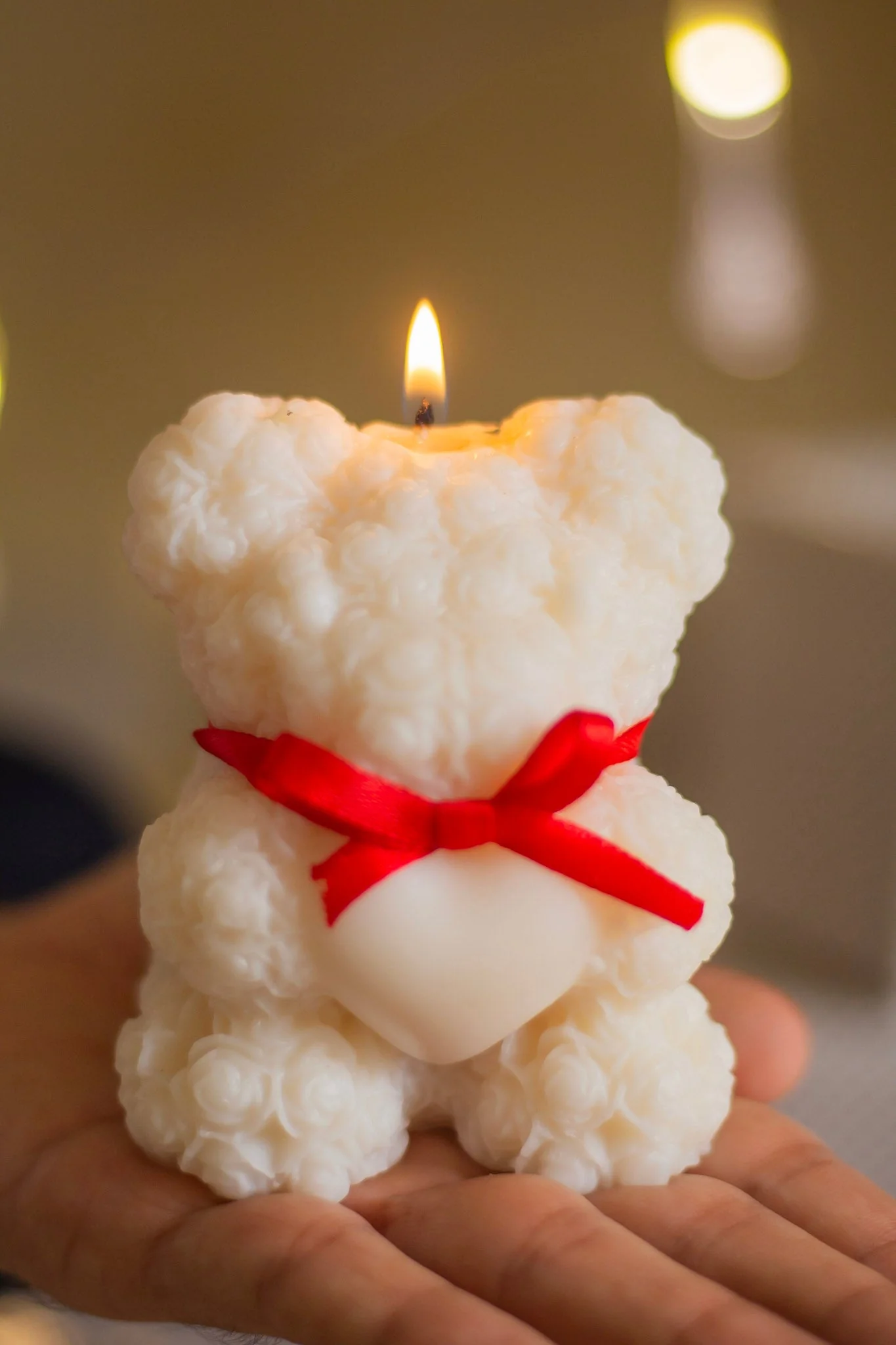 Little peony carved Teddy Soy Candle - Image 8