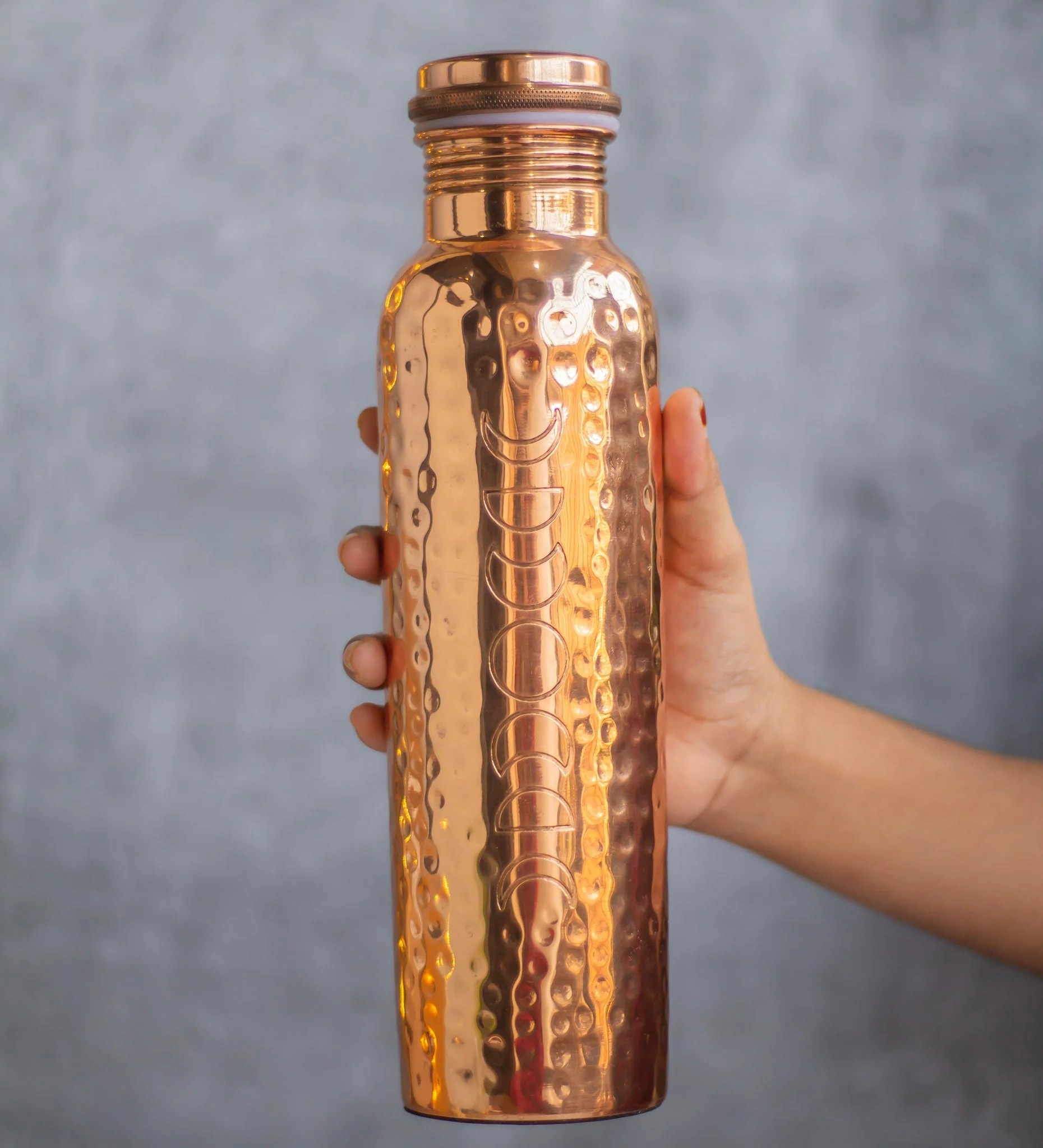 Moonphase Carved with hammered design Copper Bottle - Image 2