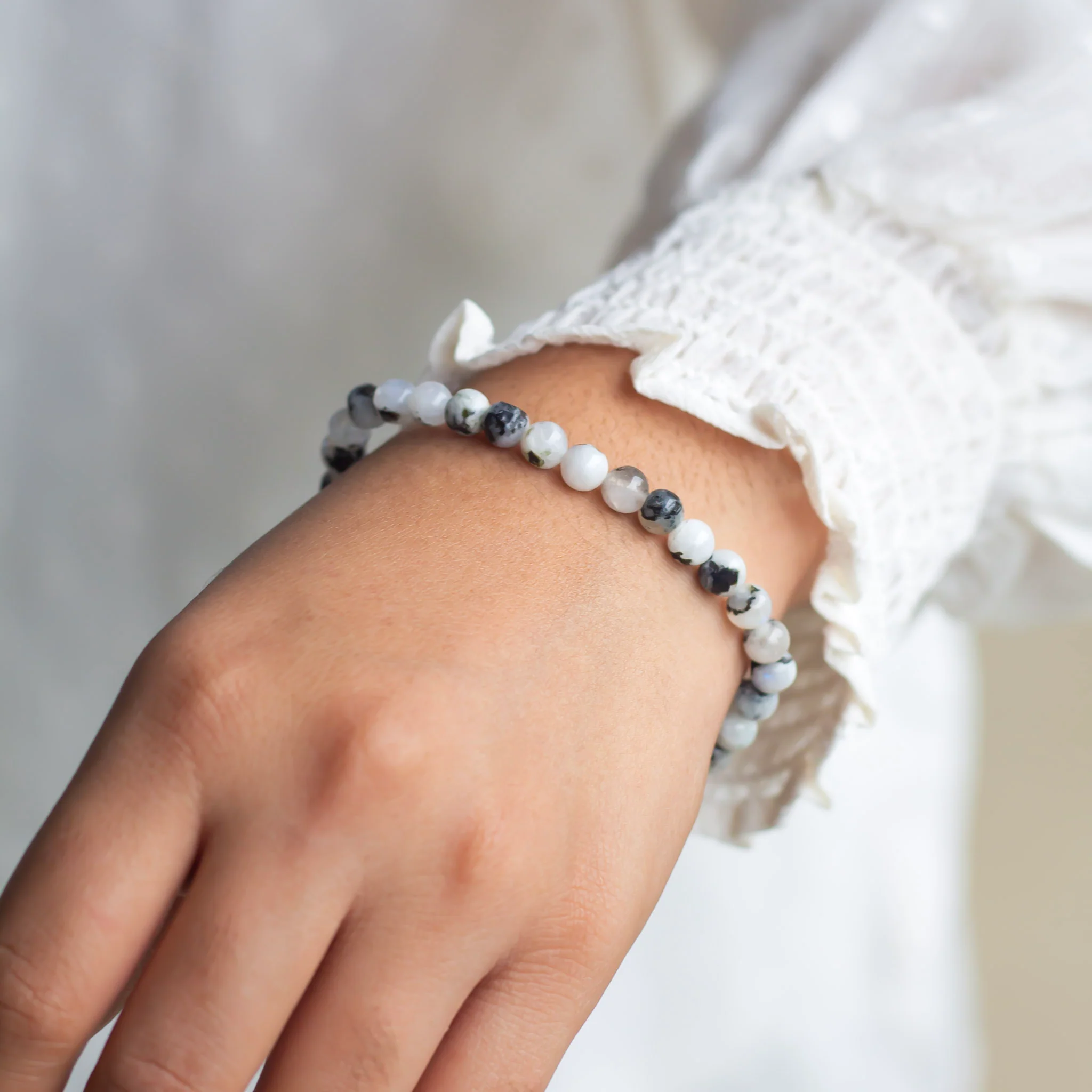Rainbow moonstone - 6mm | Cultivates Compassion & empathy - Image 2