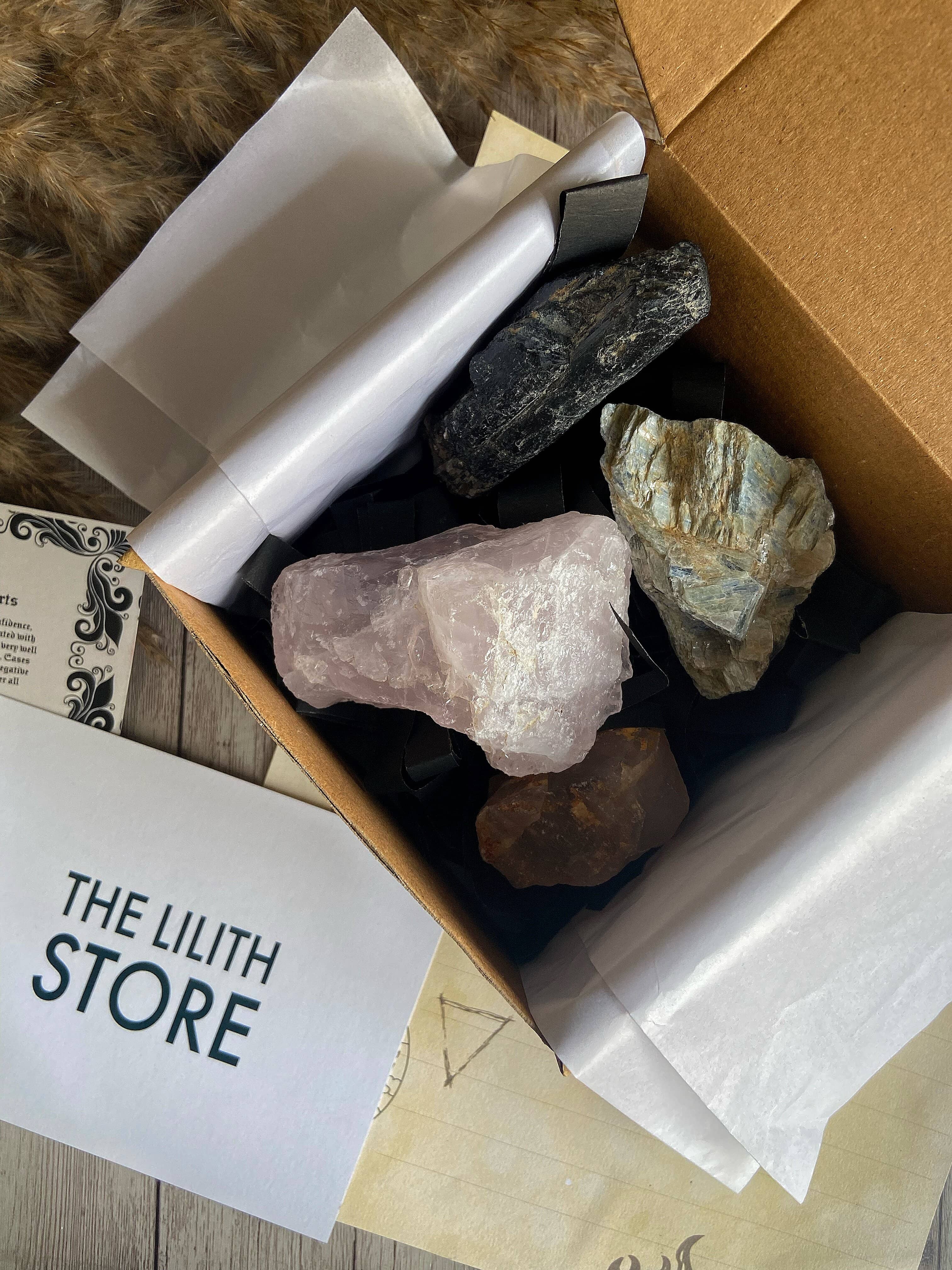 Raw Stones - Set of 4