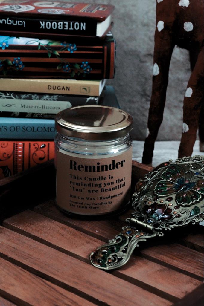 Reminder Scented Soy Candle - Image 3