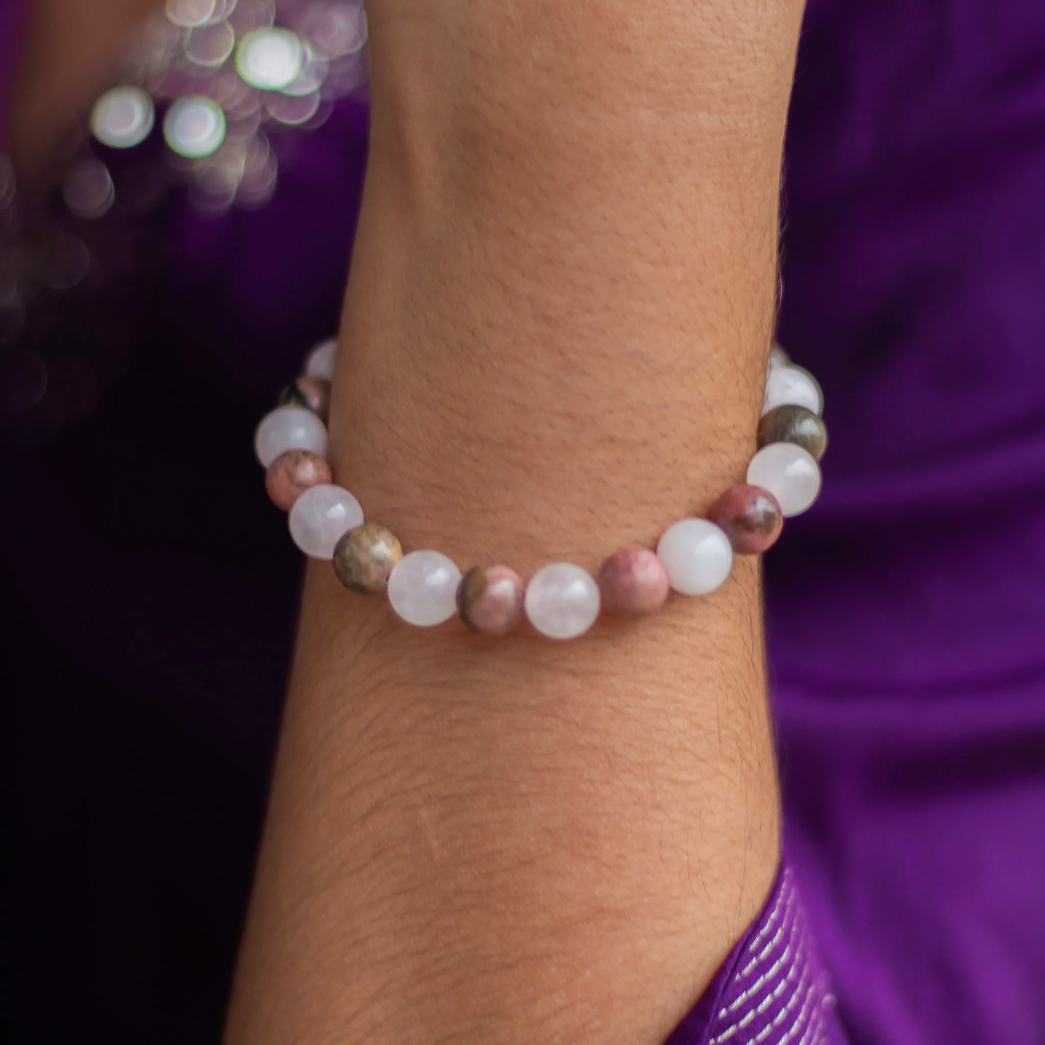 Bracelet associated with Self-love, emotional balance, and harmonious relationships. - Image 4