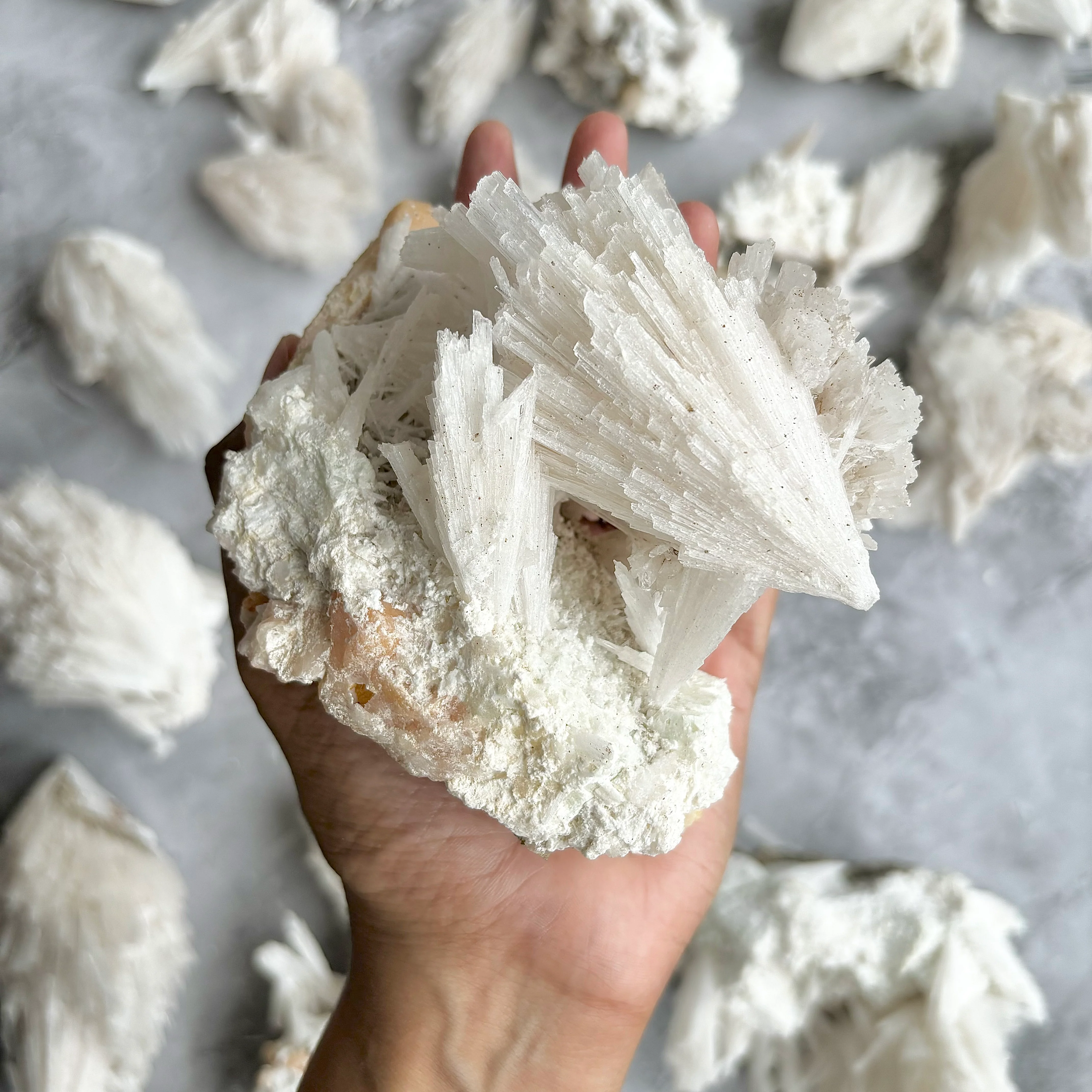 Scolecite with stilbite inclusion Cluster - 522 Gm | Foster kindness and empathy and enhances Spiritual journey - Image 2