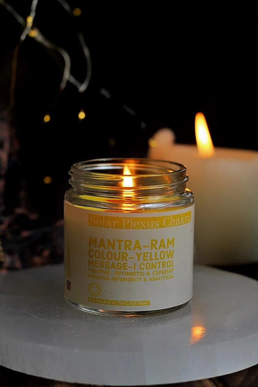Solar Plexus Chakra Scented Candle with Crystal Tumble - Soy Wax - 100 g - Image 7
