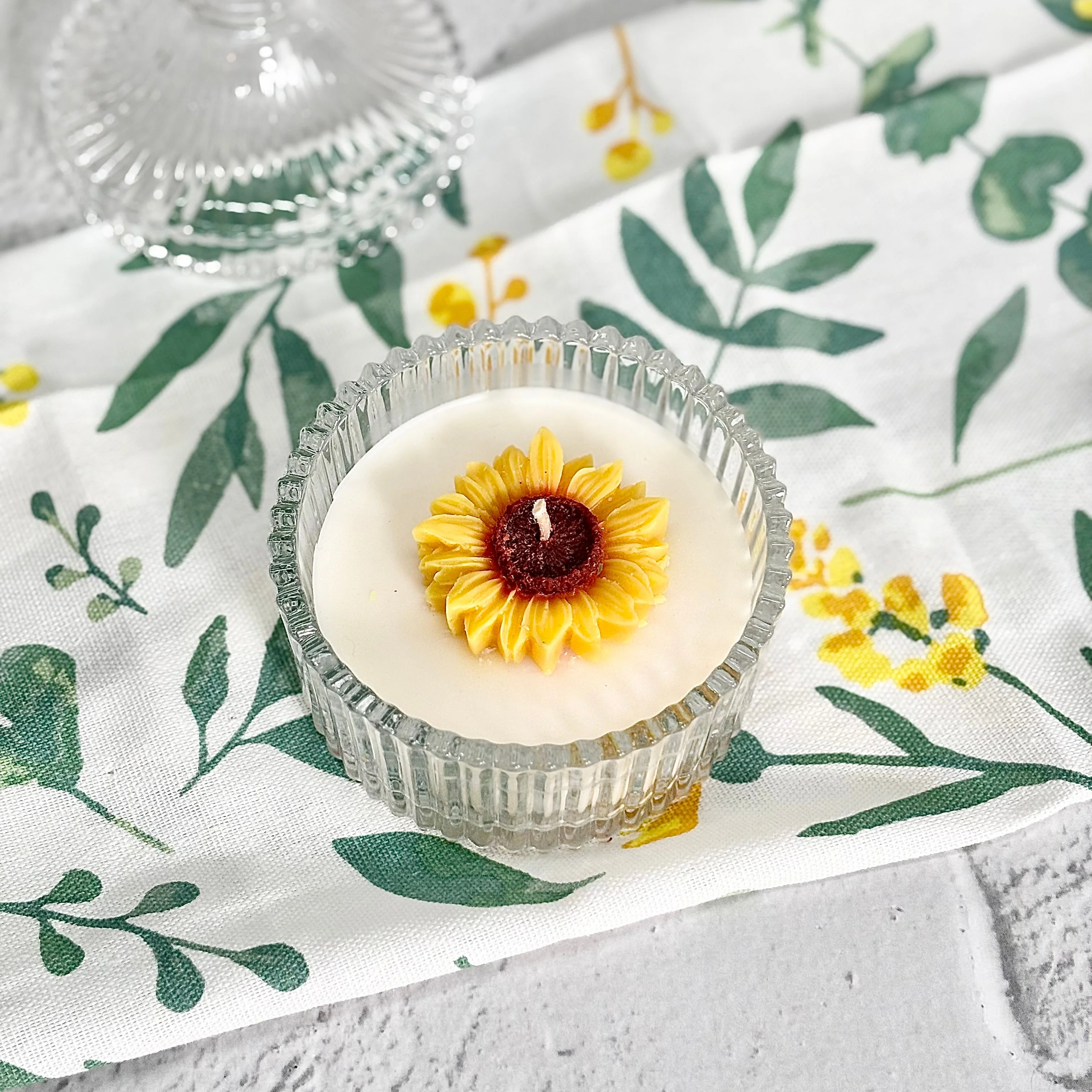 Sunflower Soy Scented Candle | Decorative Jar - Image 4