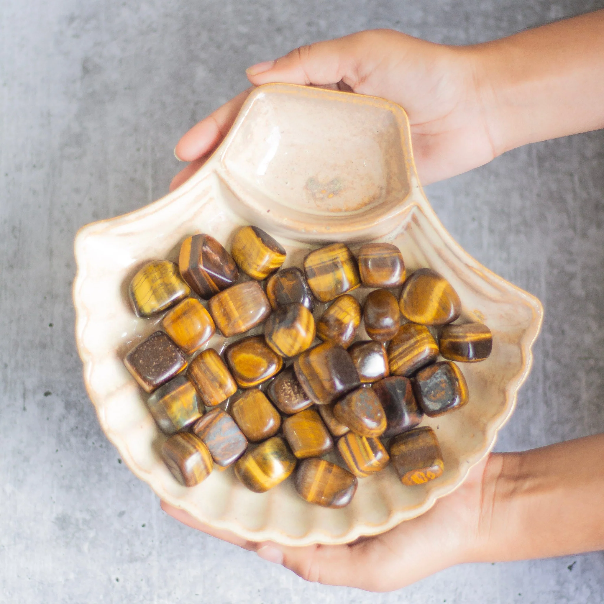 Tiger's eye Tumble Stone - Image 4